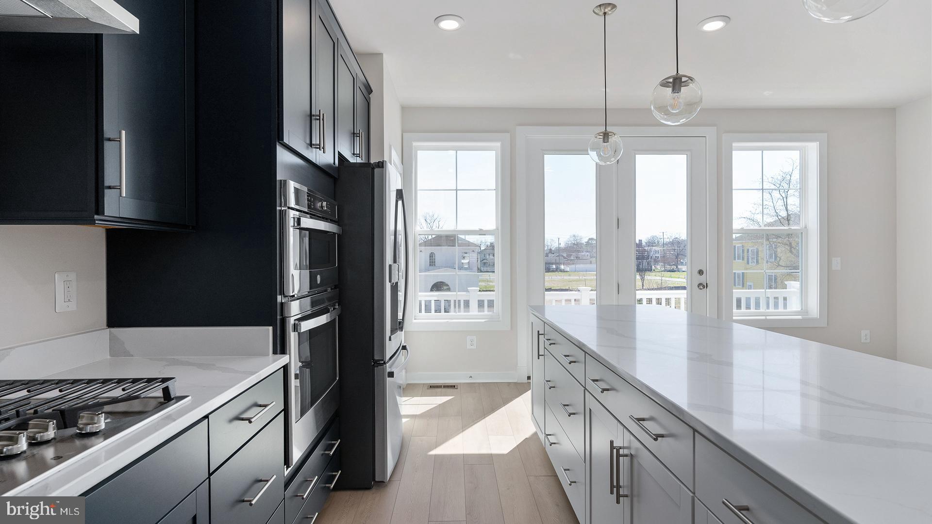 MARY'S LANDING - Residential