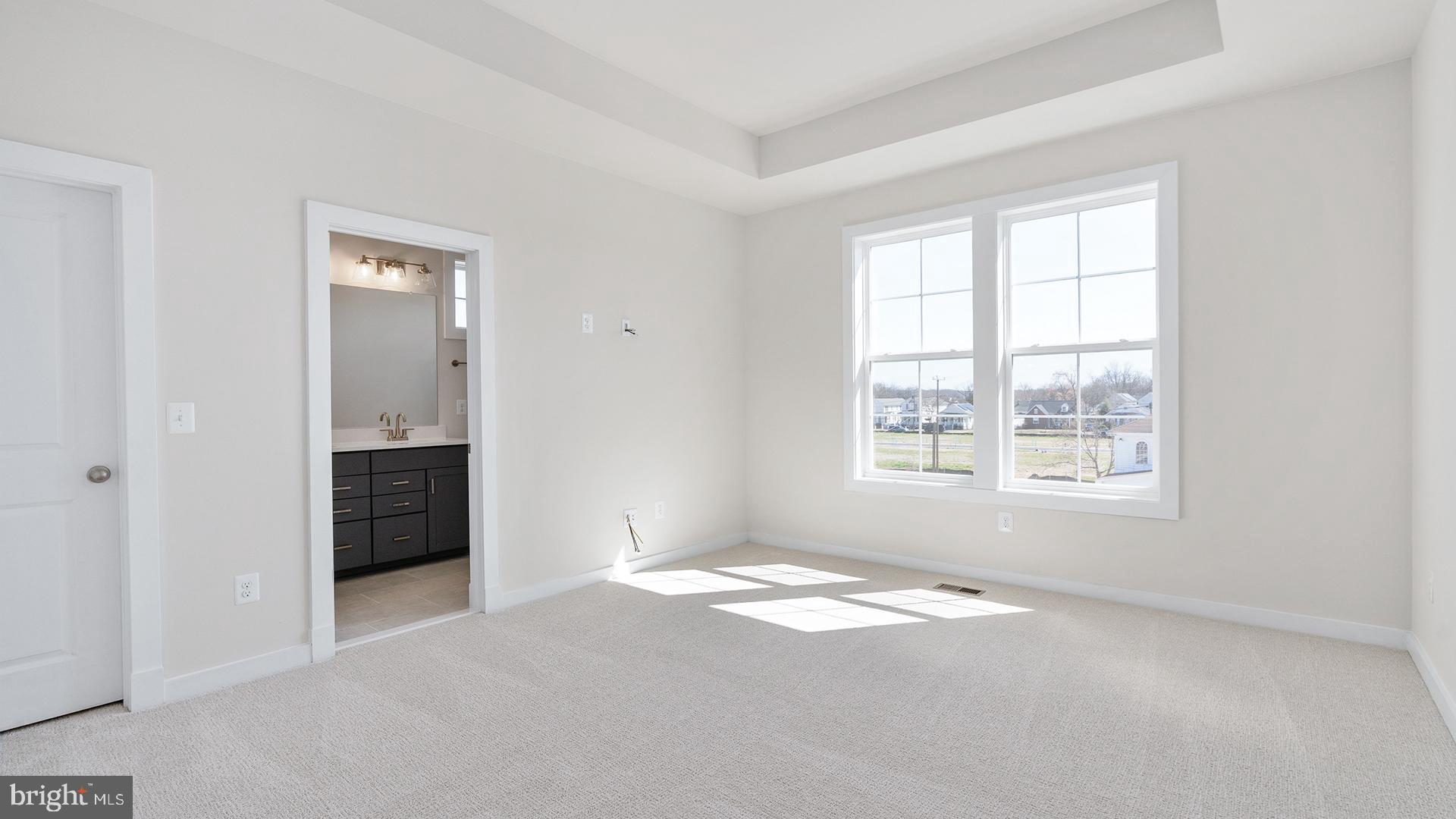 MARY'S LANDING - Residential