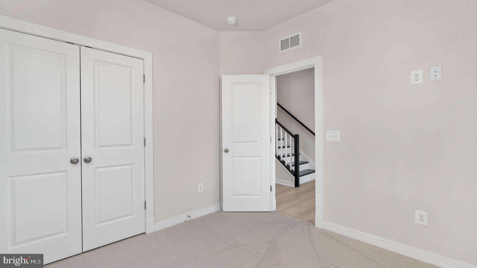 MARY'S LANDING - Residential