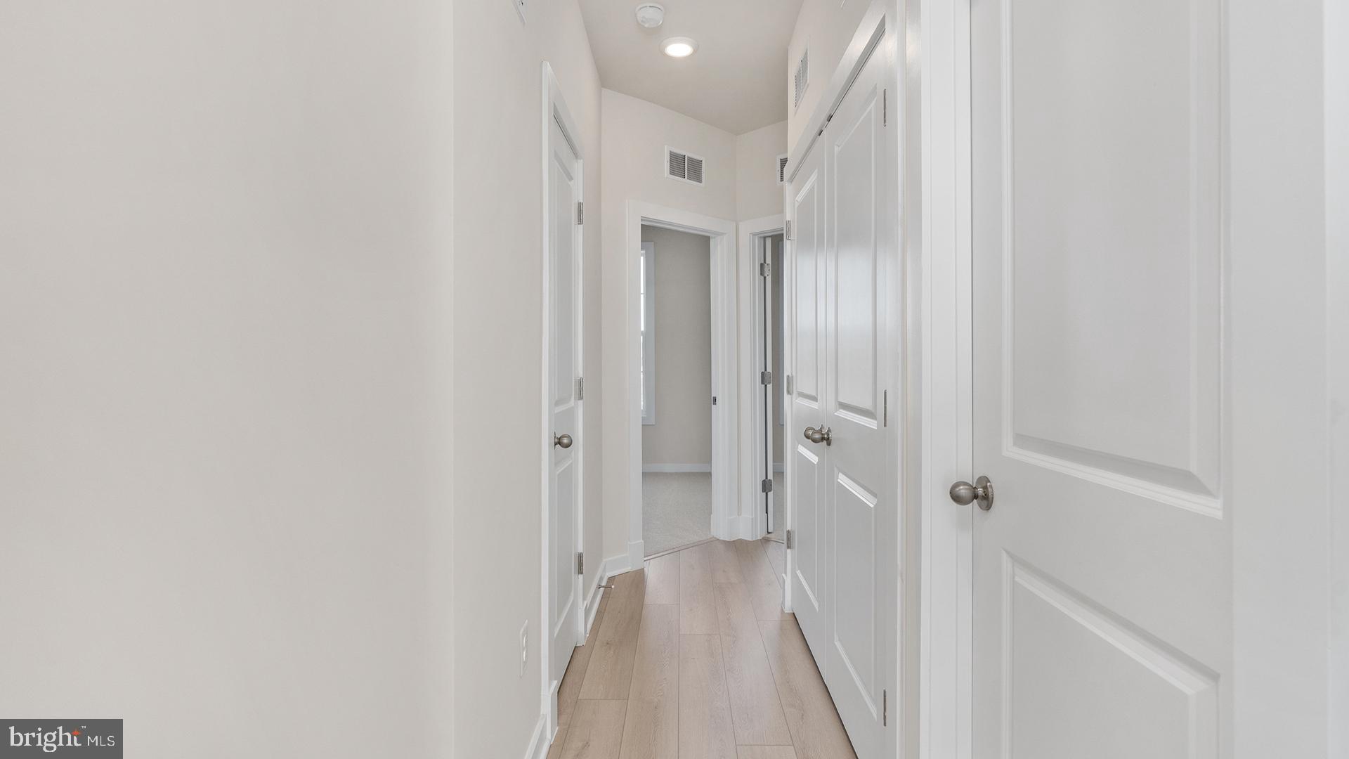 MARY'S LANDING - Residential