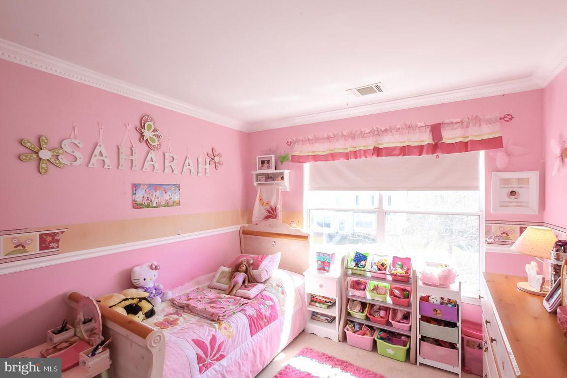 RIDGELEIGH - Residential