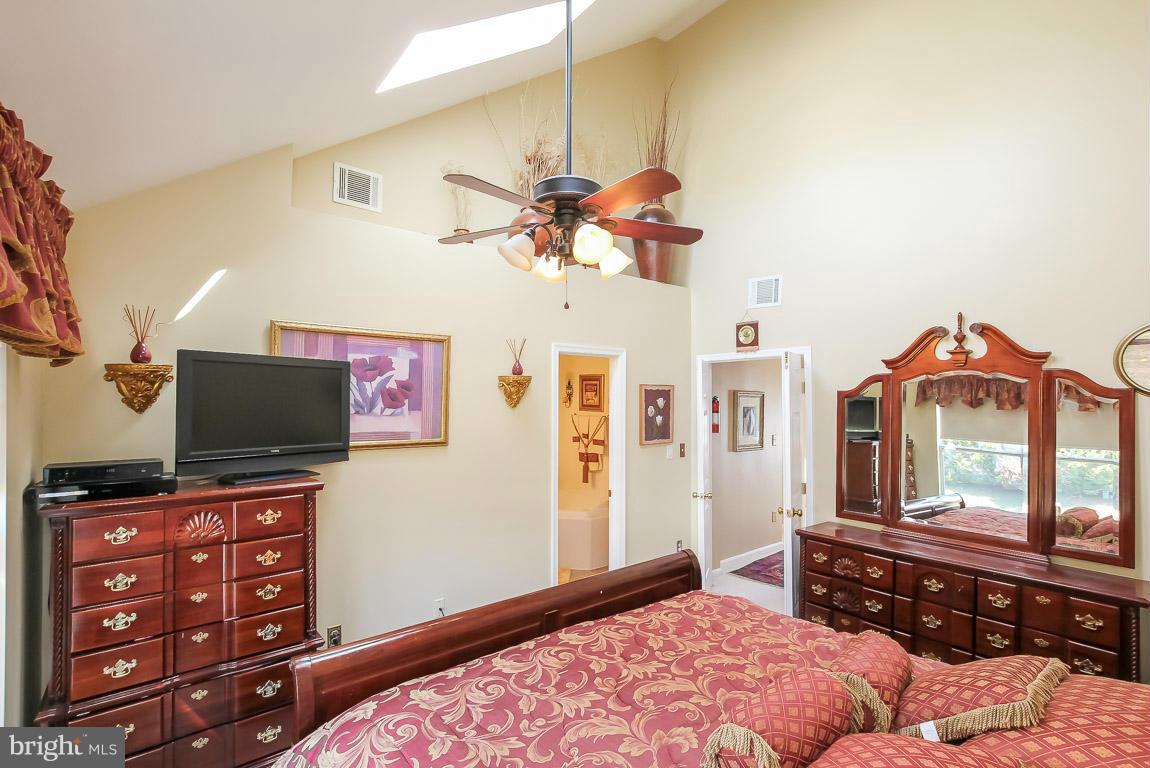 RIDGELEIGH - Residential