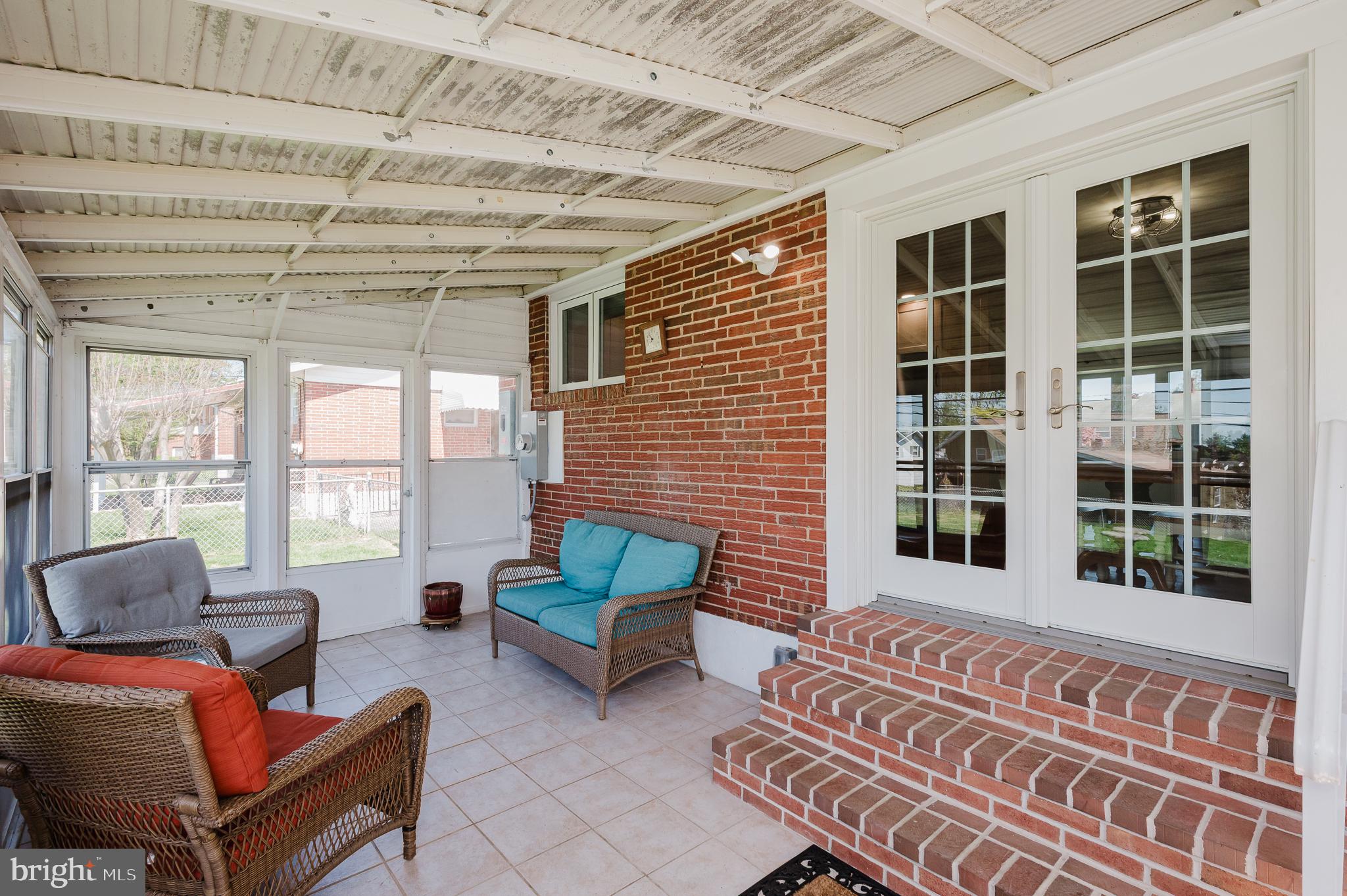 PERRY HALL ESTATES - Residential