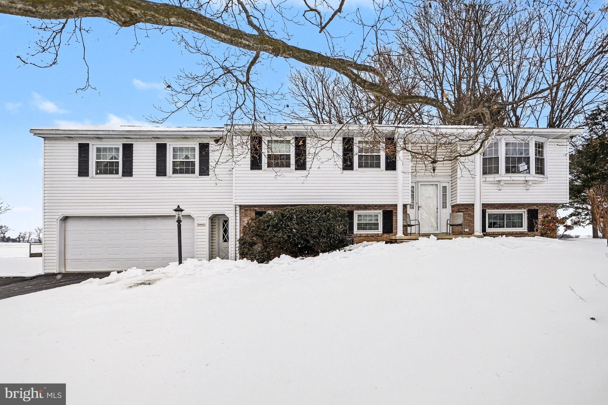 MANOR TWP - Residential