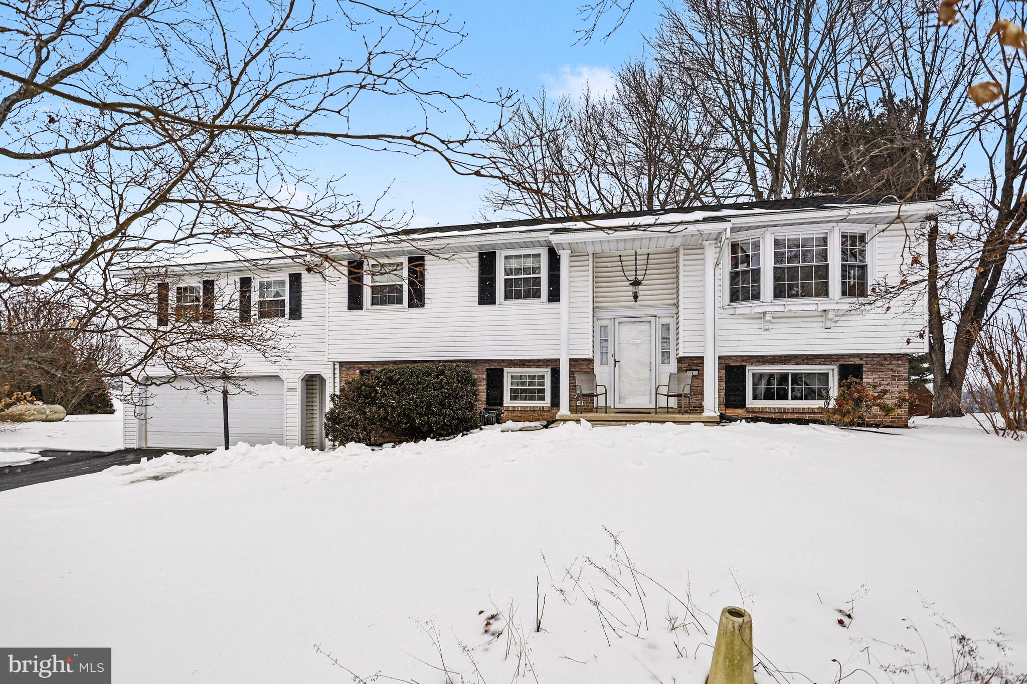 MANOR TWP - Residential