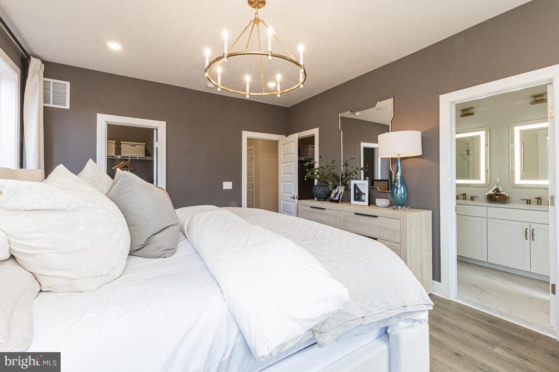 SUNSET STATION - Residential