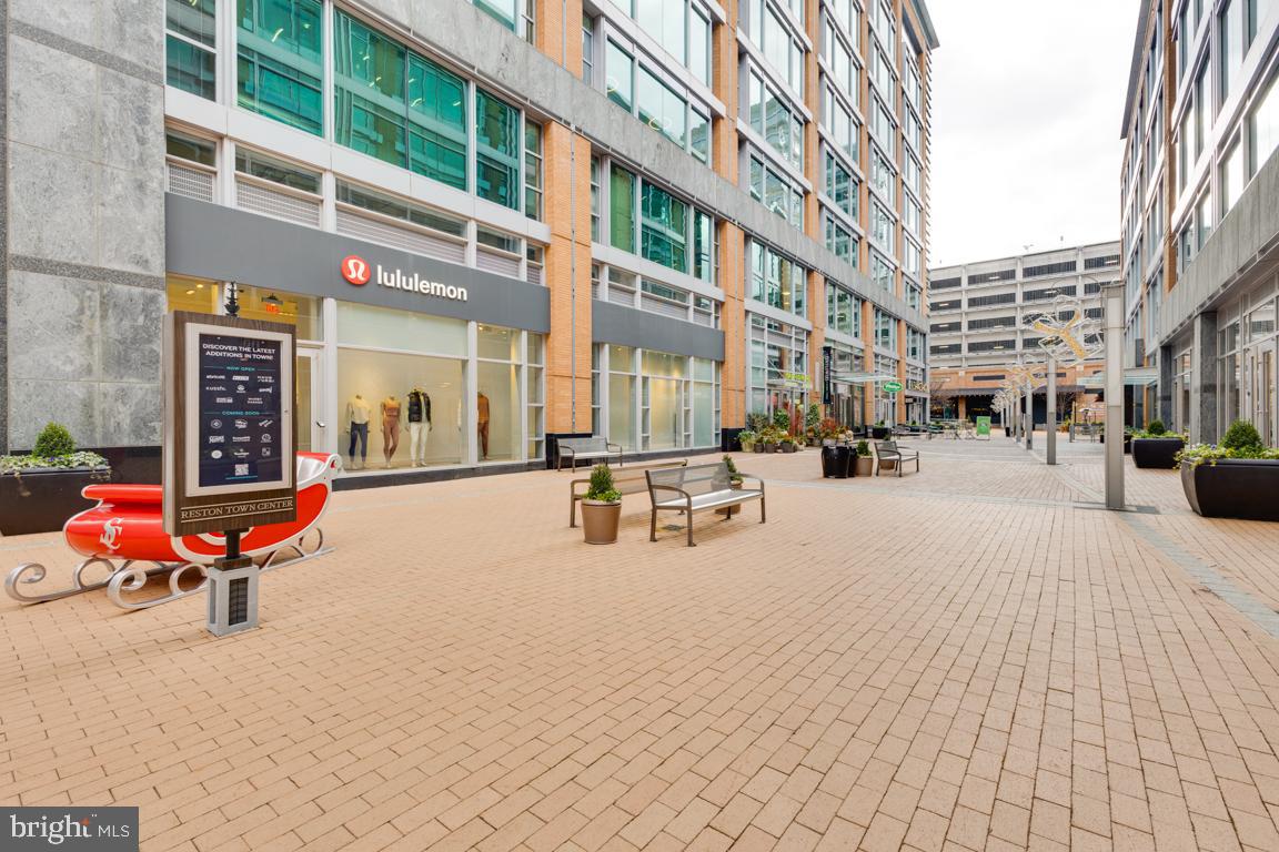 SUNSET STATION - Residential