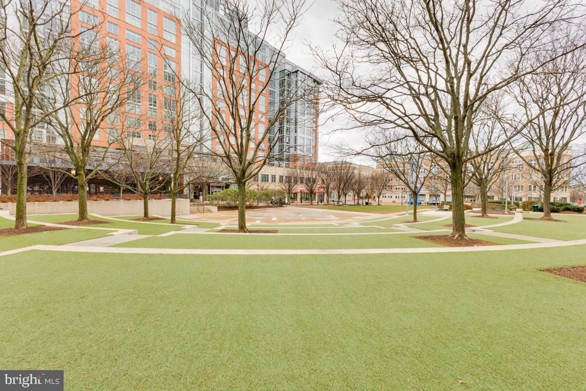 SUNSET STATION - Residential