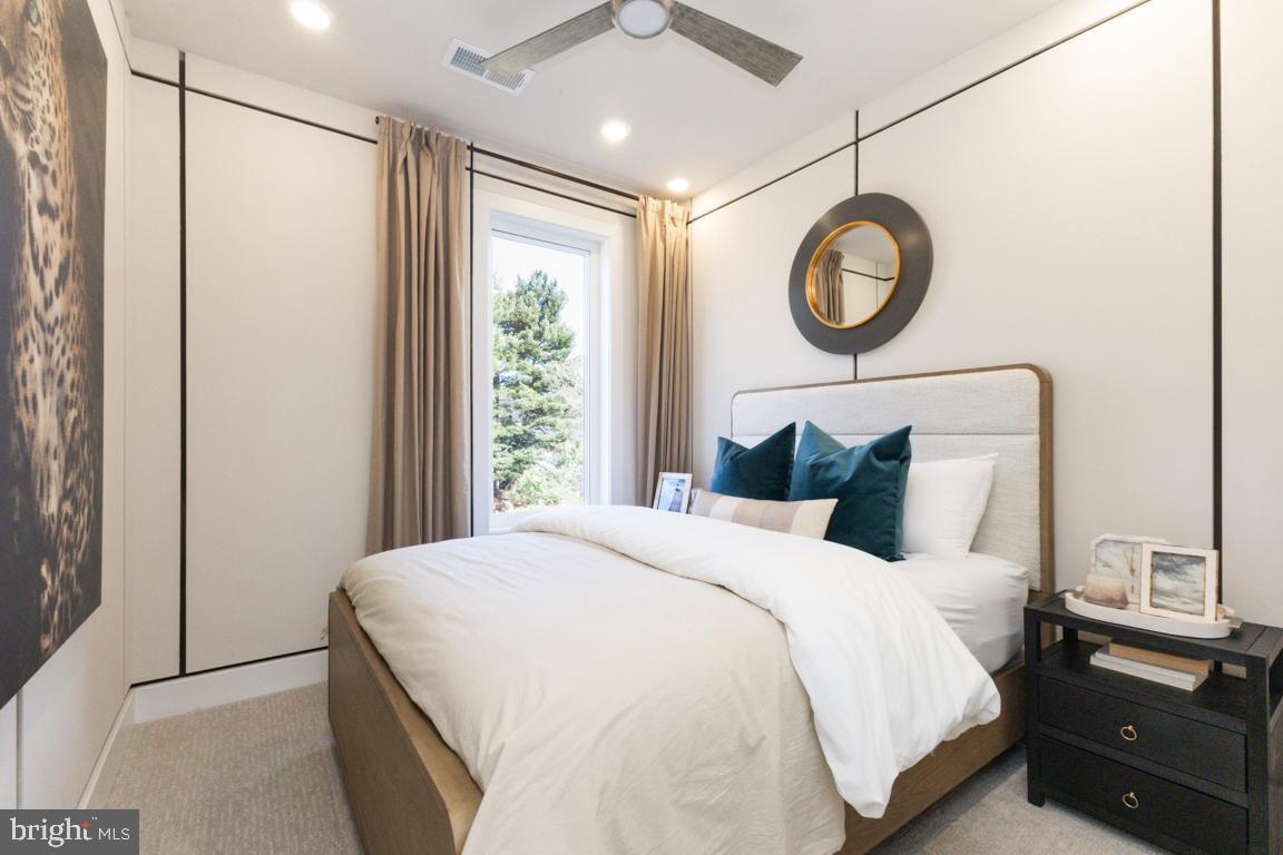 SUNSET STATION - Residential