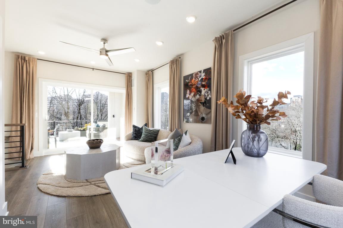 SUNSET STATION - Residential