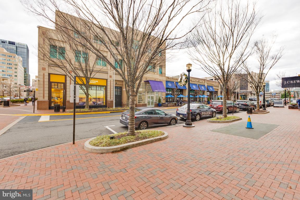 SUNSET STATION - Residential