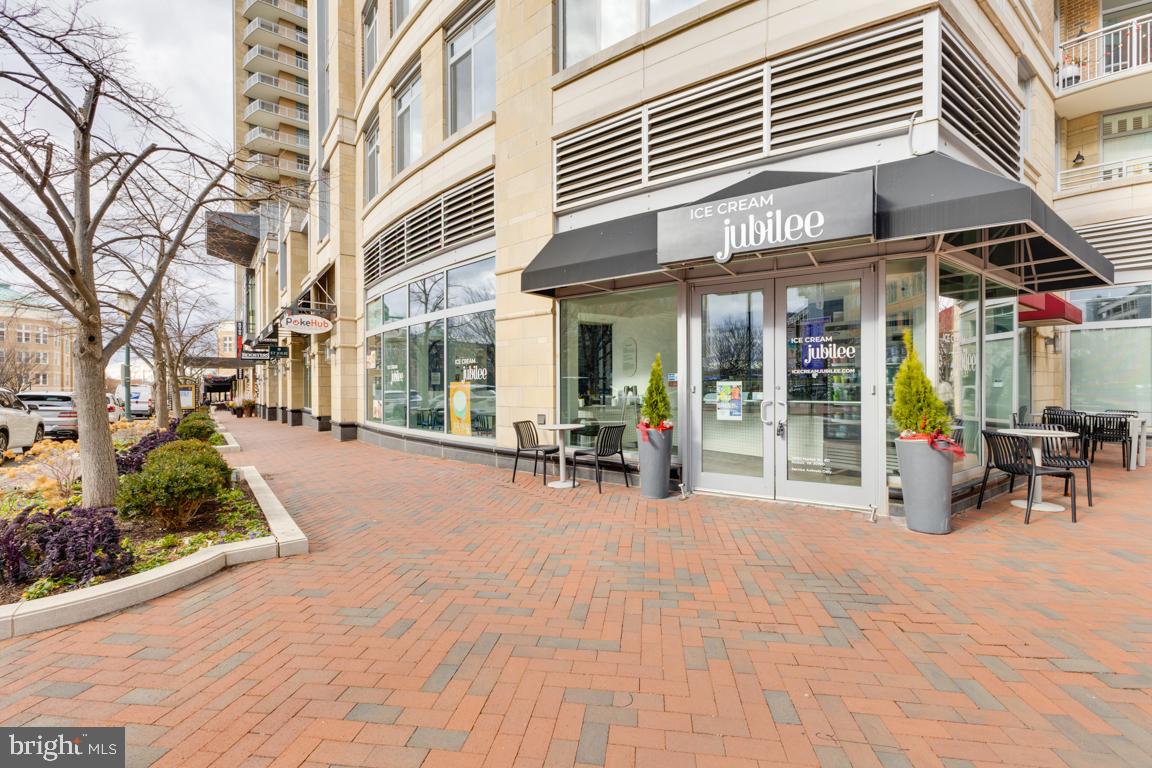 SUNSET STATION - Residential