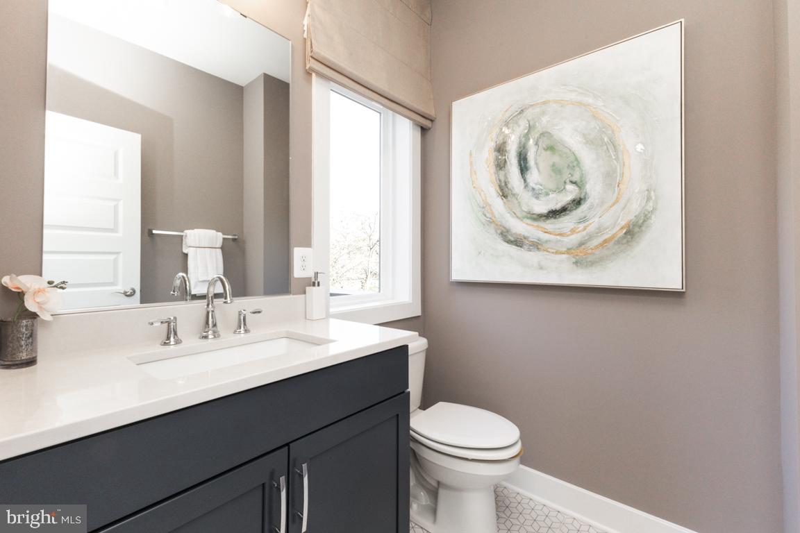 SUNSET STATION - Residential