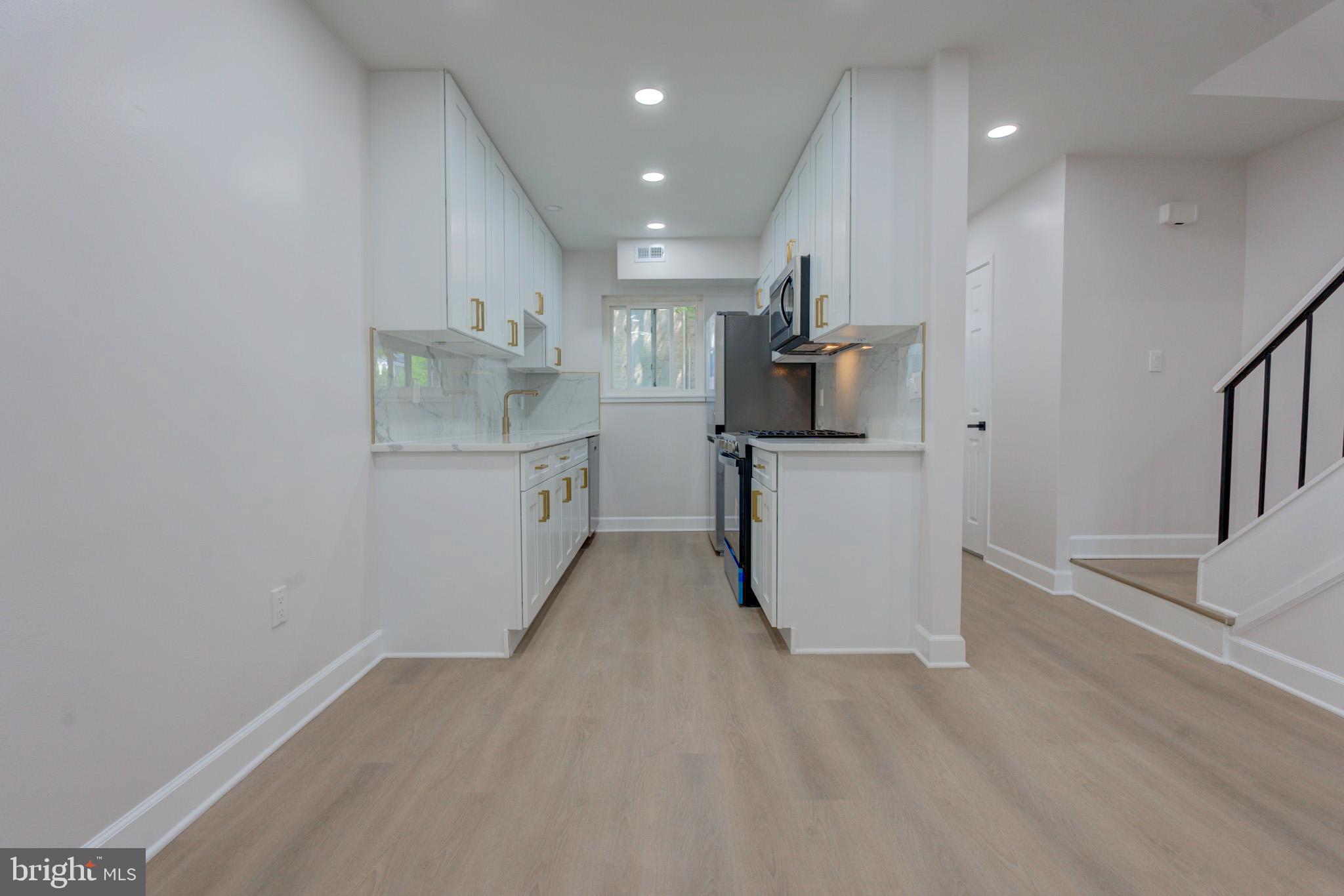 MONTGOMERY CENTURY - Residential