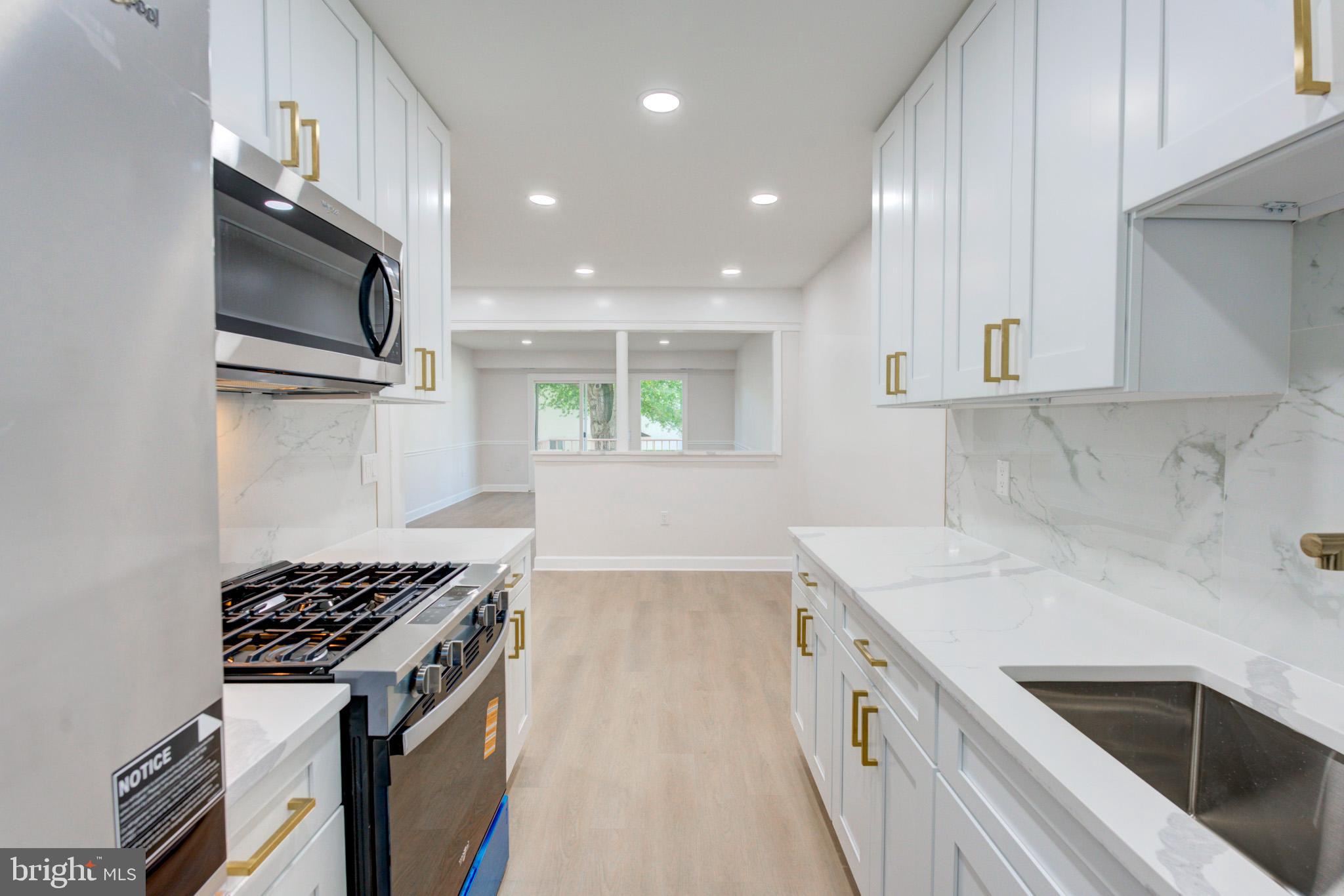 MONTGOMERY CENTURY - Residential
