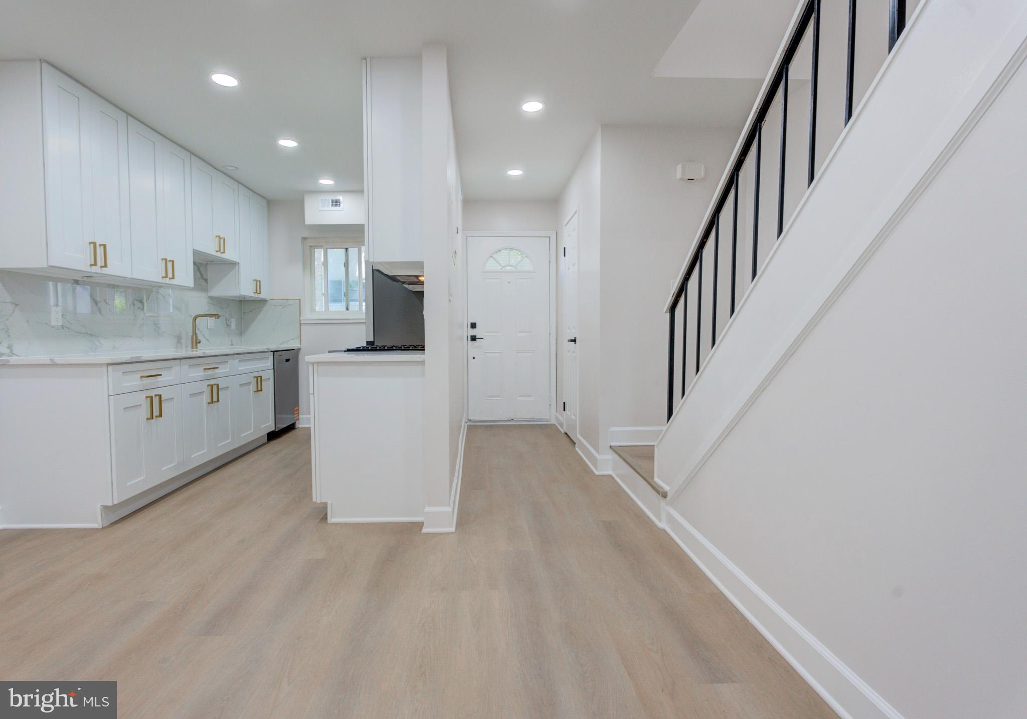 MONTGOMERY CENTURY - Residential
