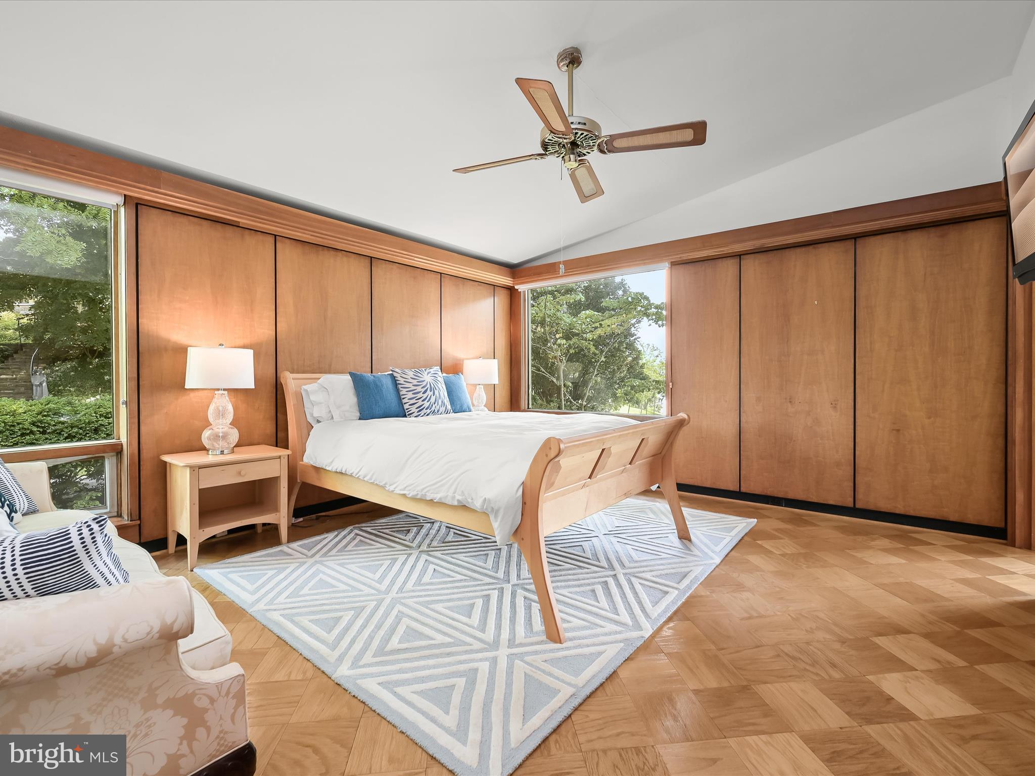 GIBSON ISLAND - Residential