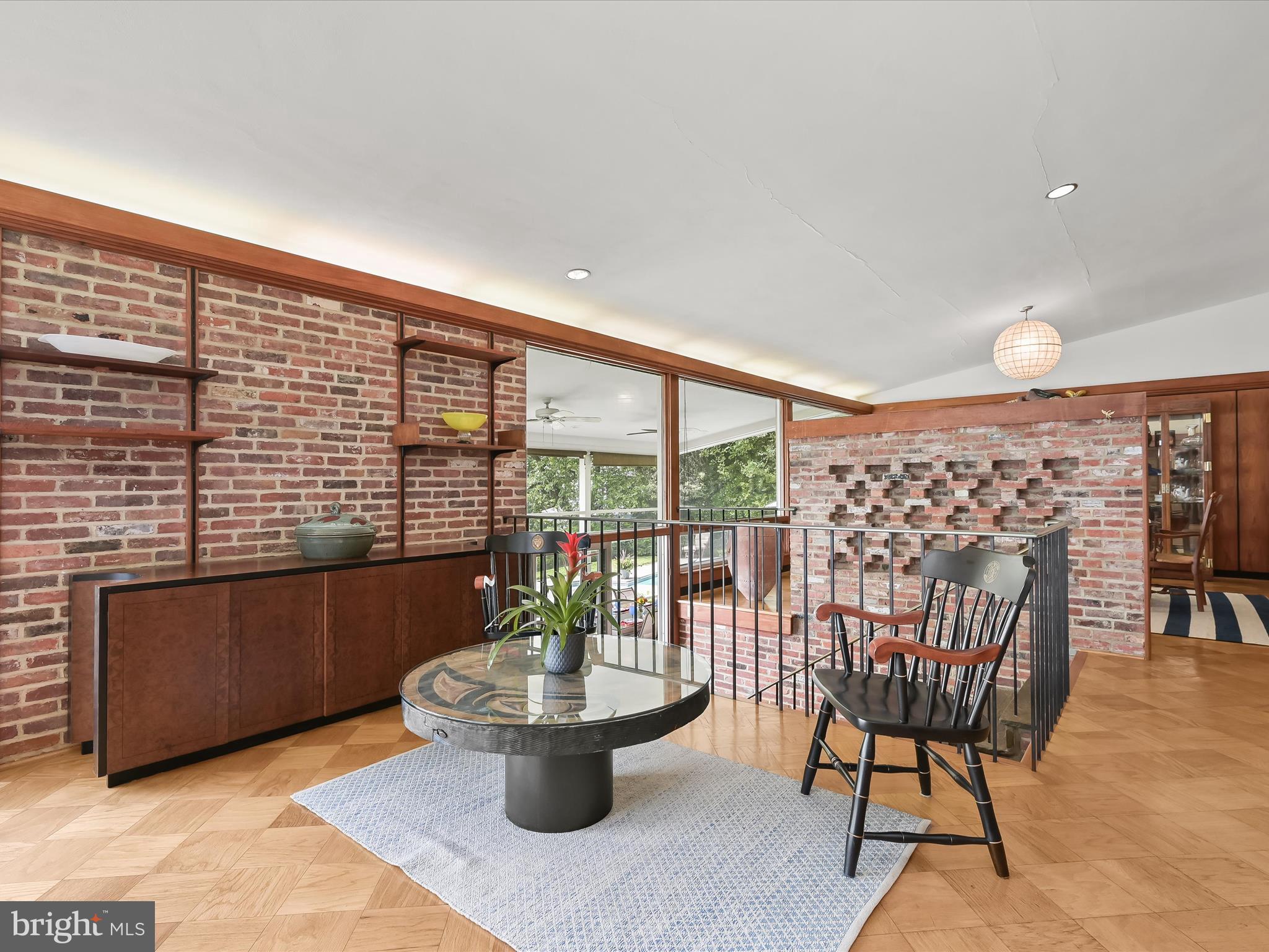 GIBSON ISLAND - Residential