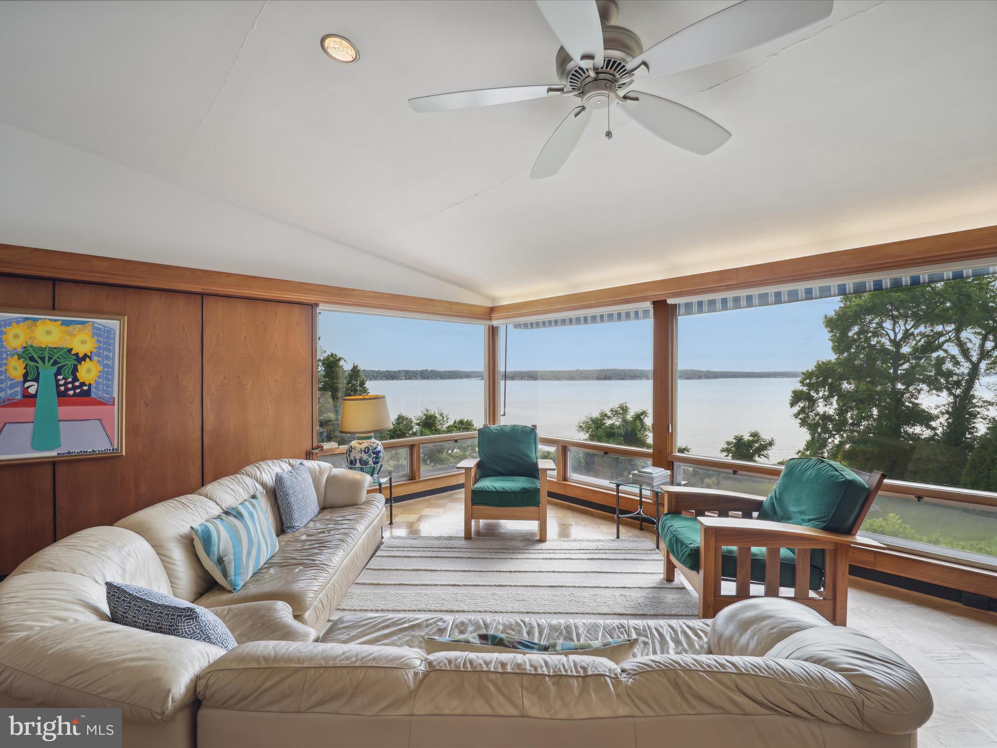 GIBSON ISLAND - Residential