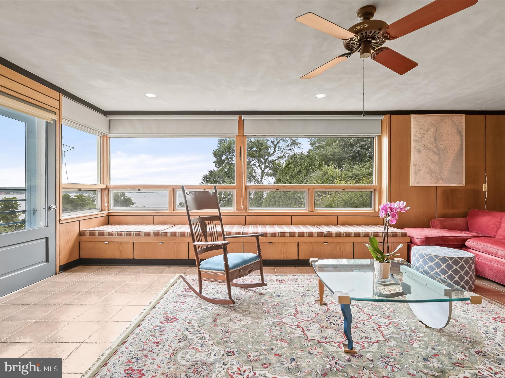 GIBSON ISLAND - Residential