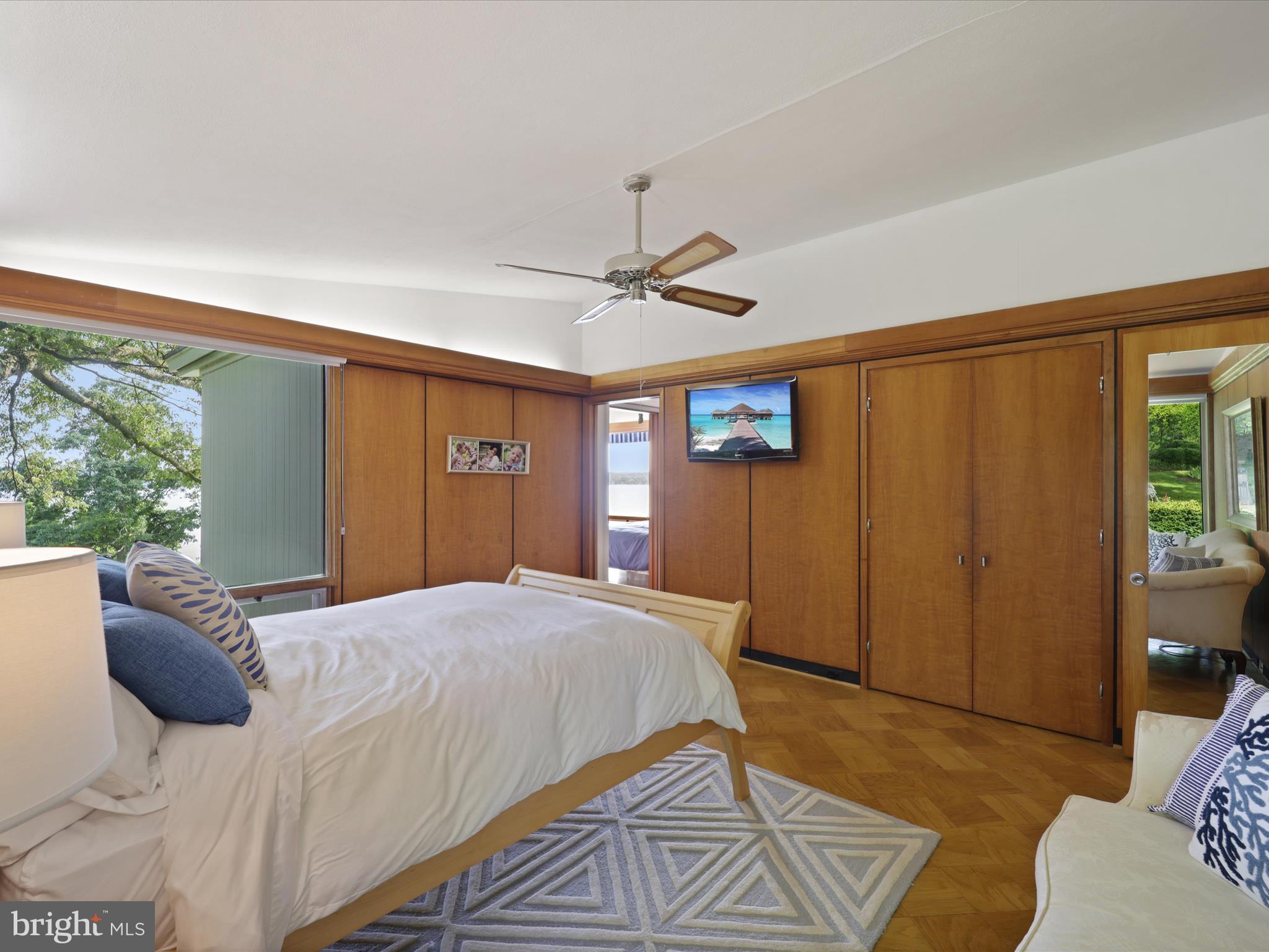 GIBSON ISLAND - Residential