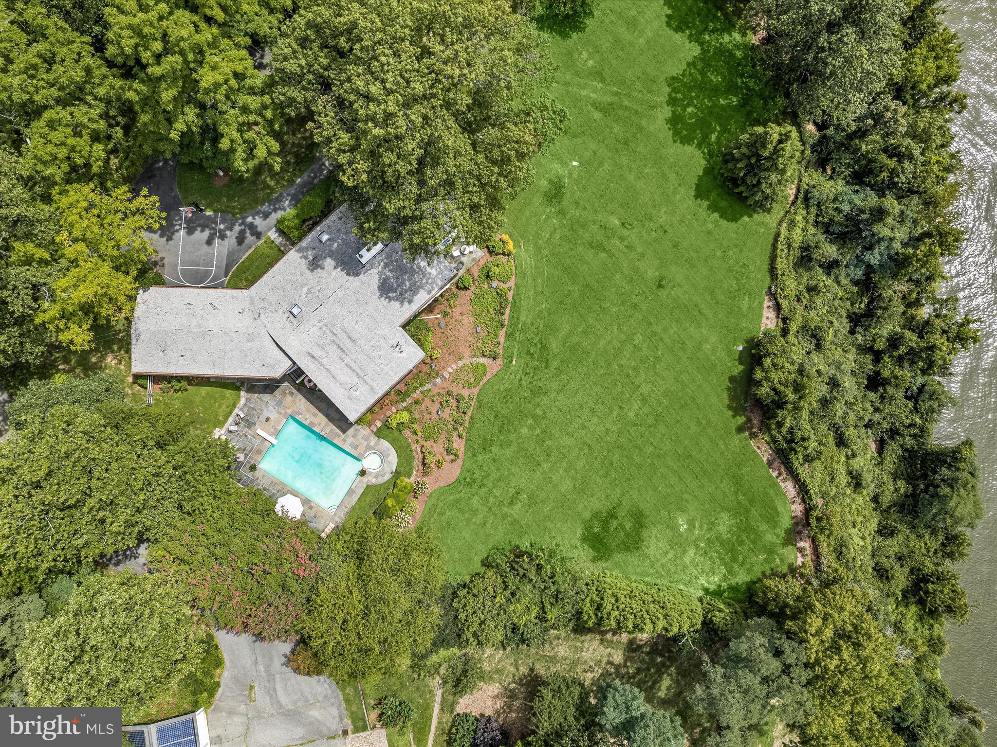 GIBSON ISLAND - Residential