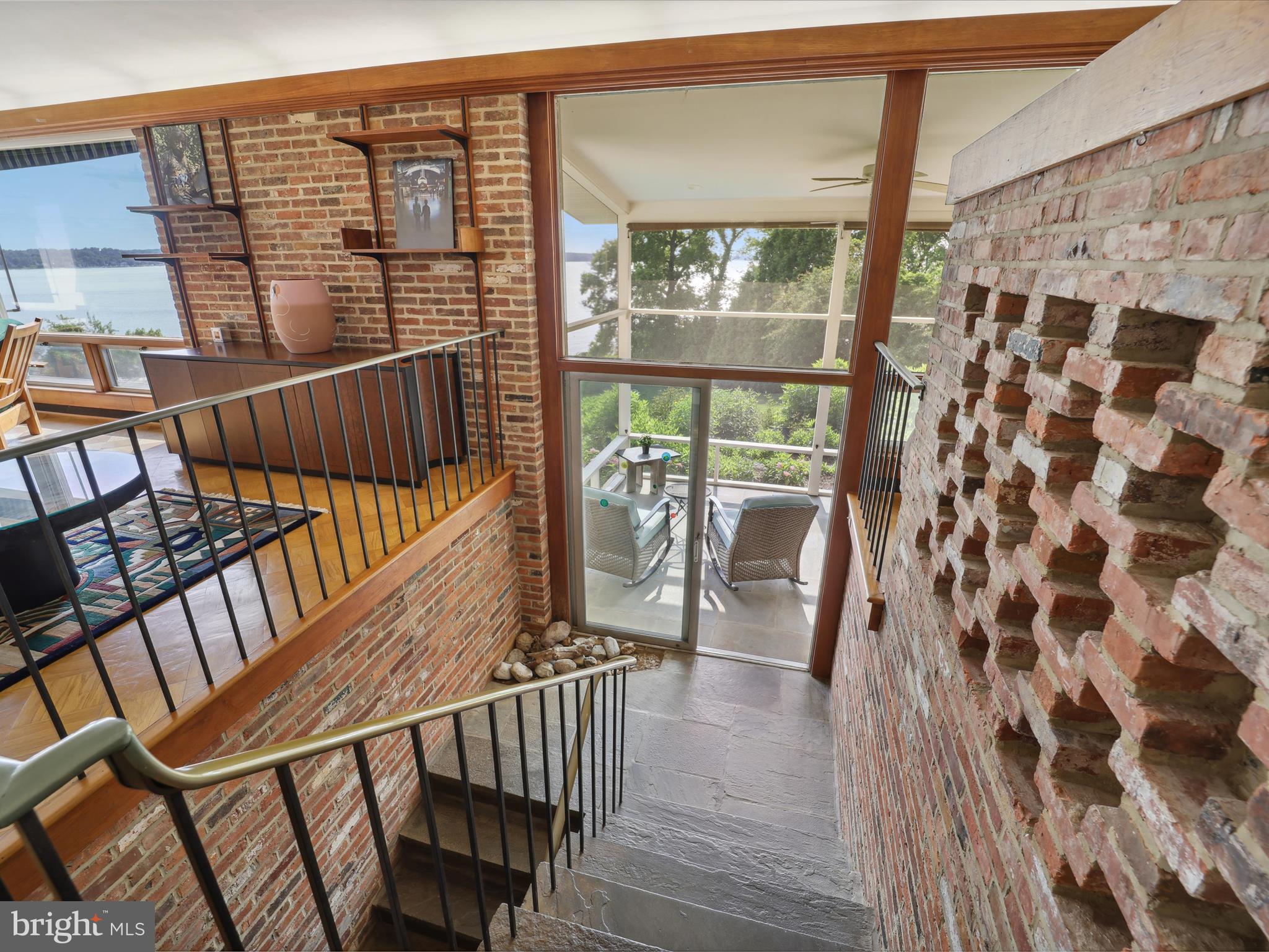 GIBSON ISLAND - Residential