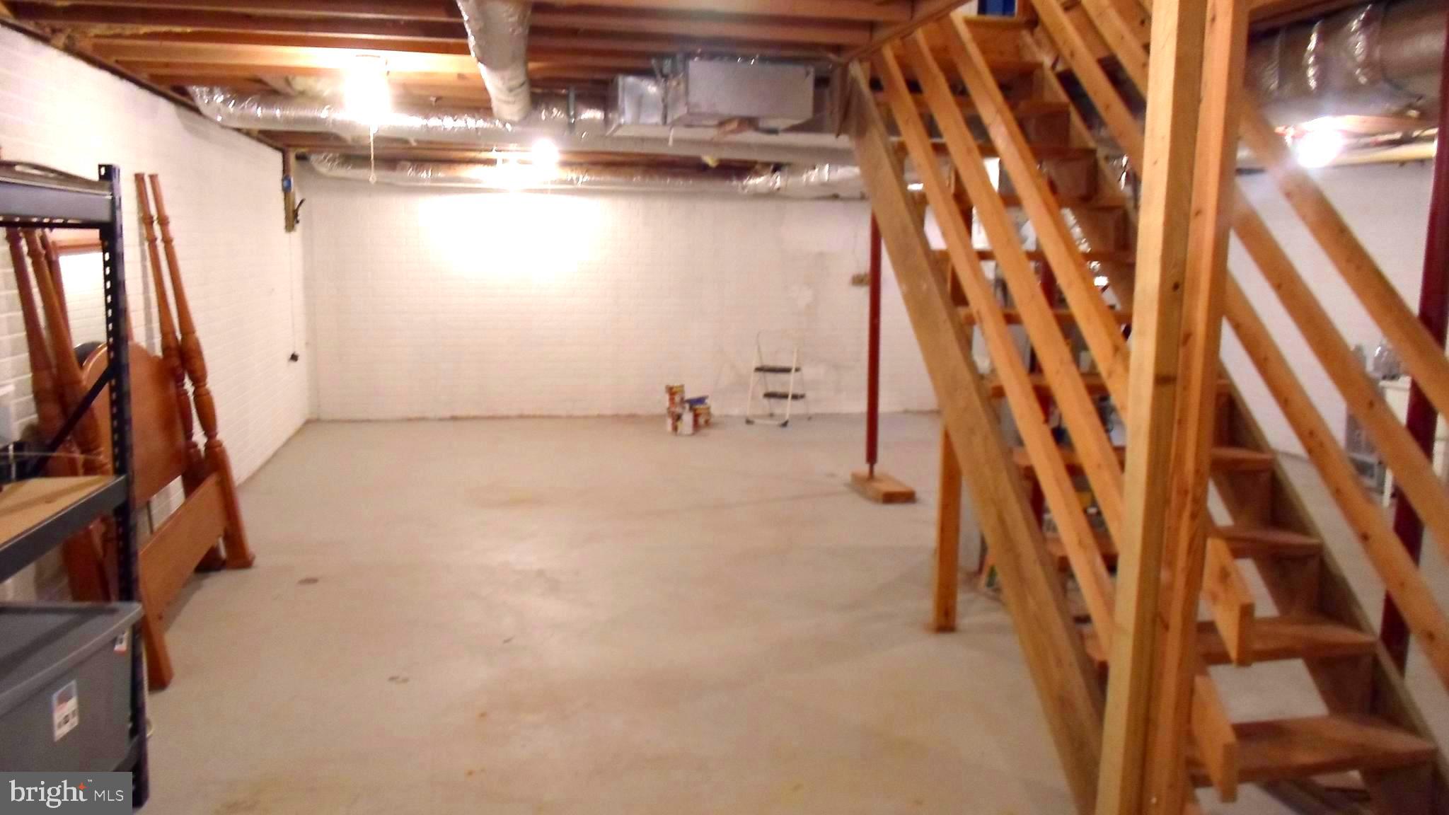 BATTLEFIELD ESTATES - Residential