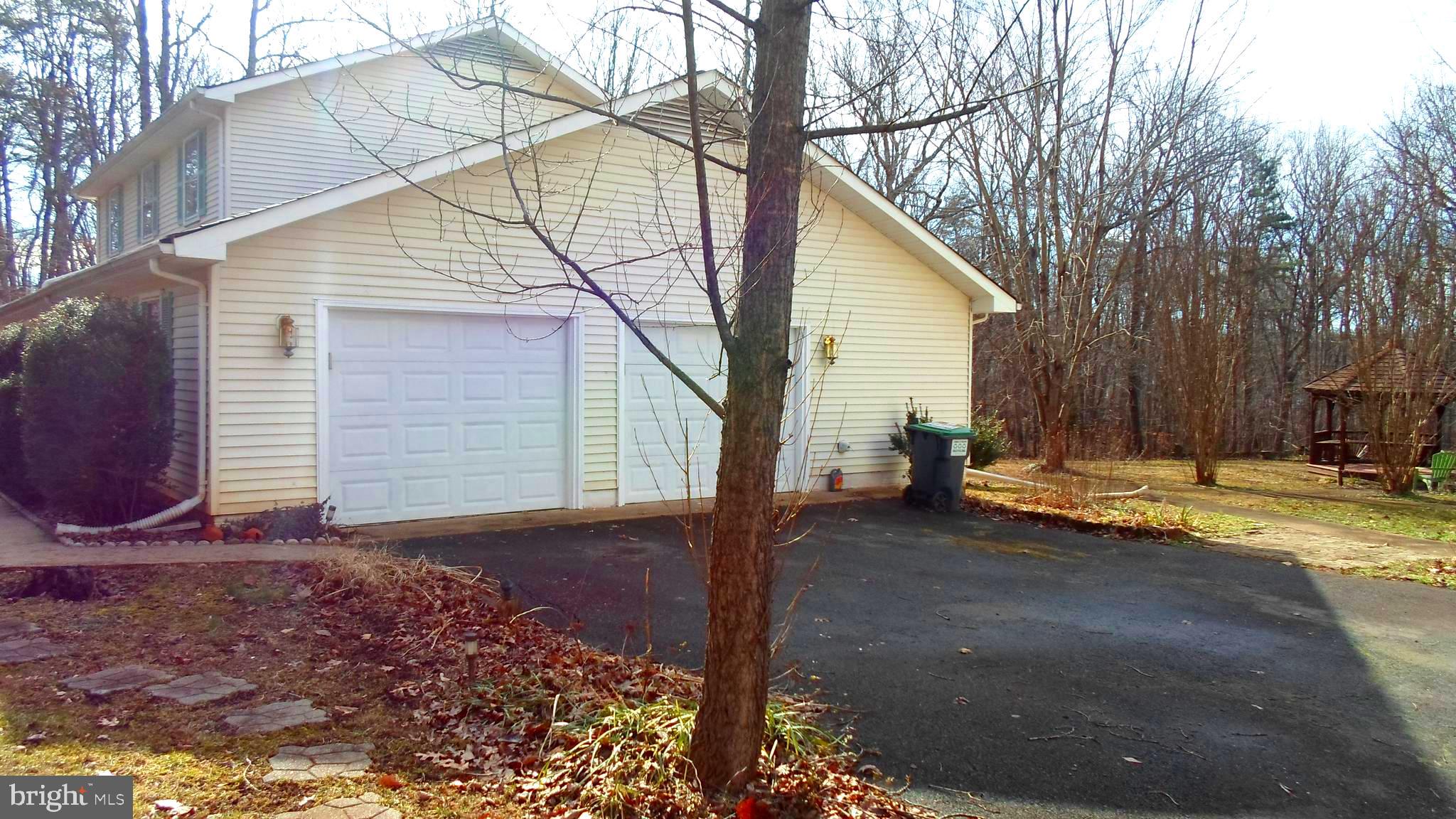 BATTLEFIELD ESTATES - Residential