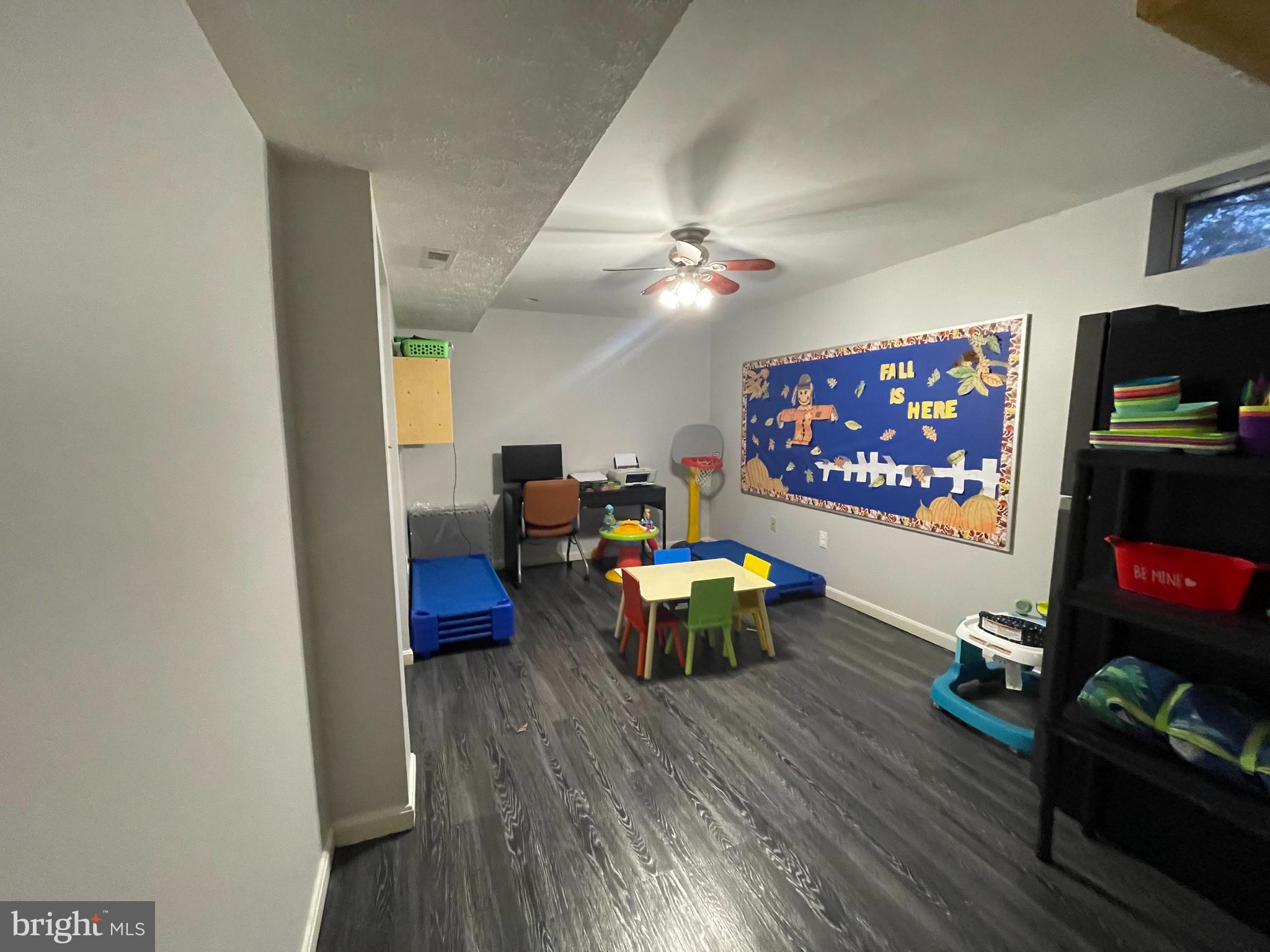 PARK RIDGE - Residential Lease