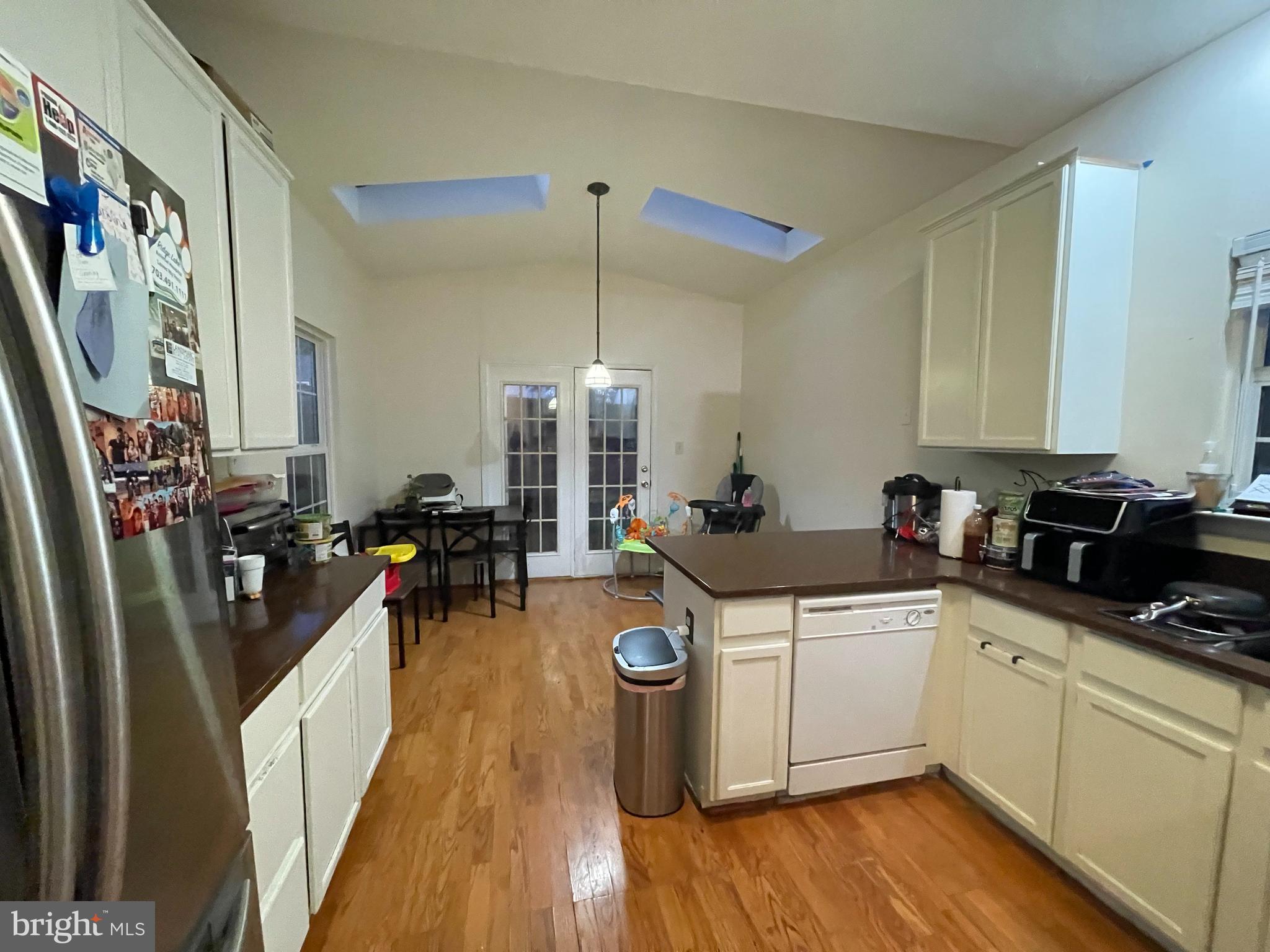 PARK RIDGE - Residential Lease