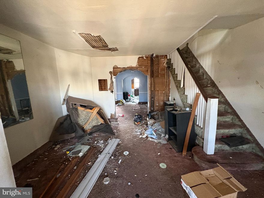 Welcome to this 3 bedroom 1full bathroom open porch row home located in Feltonville Section of Northeast Philadelphia.  This home is in need of full renovations.  Investors bring your ideas and convert this house into a desirable home.