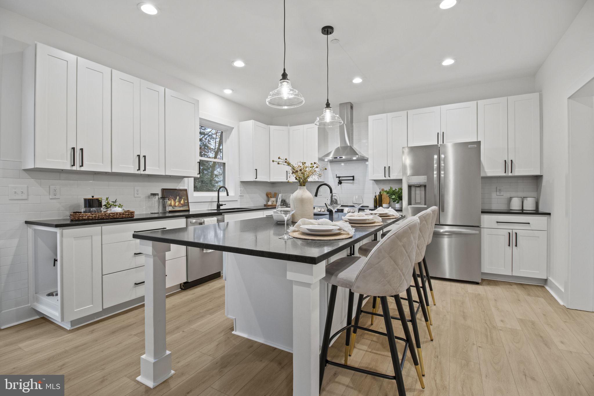 CYPRESS CREEK - Residential