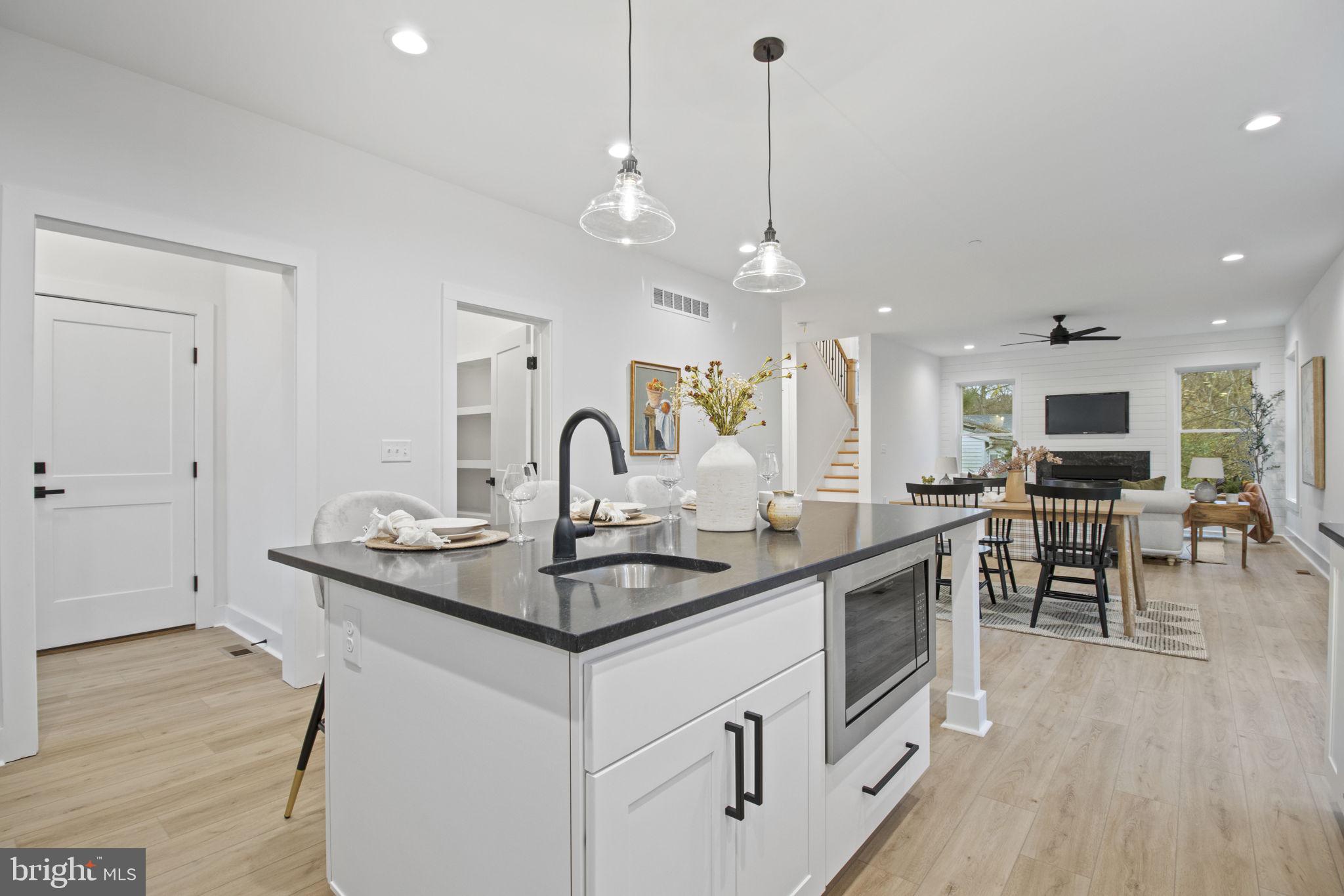 CYPRESS CREEK - Residential