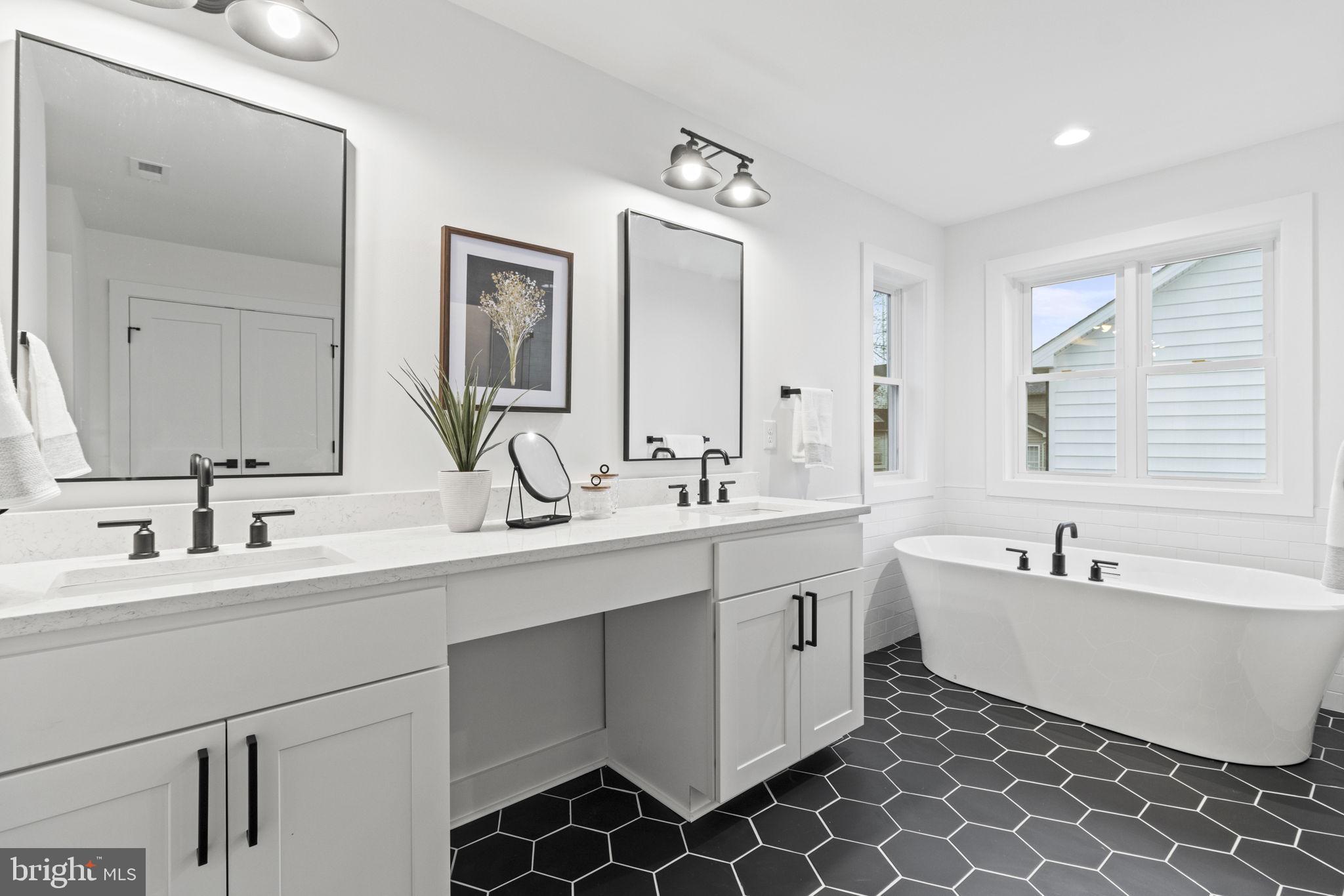 CYPRESS CREEK - Residential