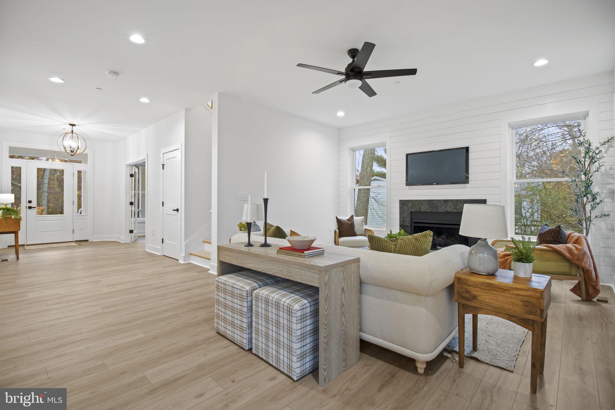 CYPRESS CREEK - Residential