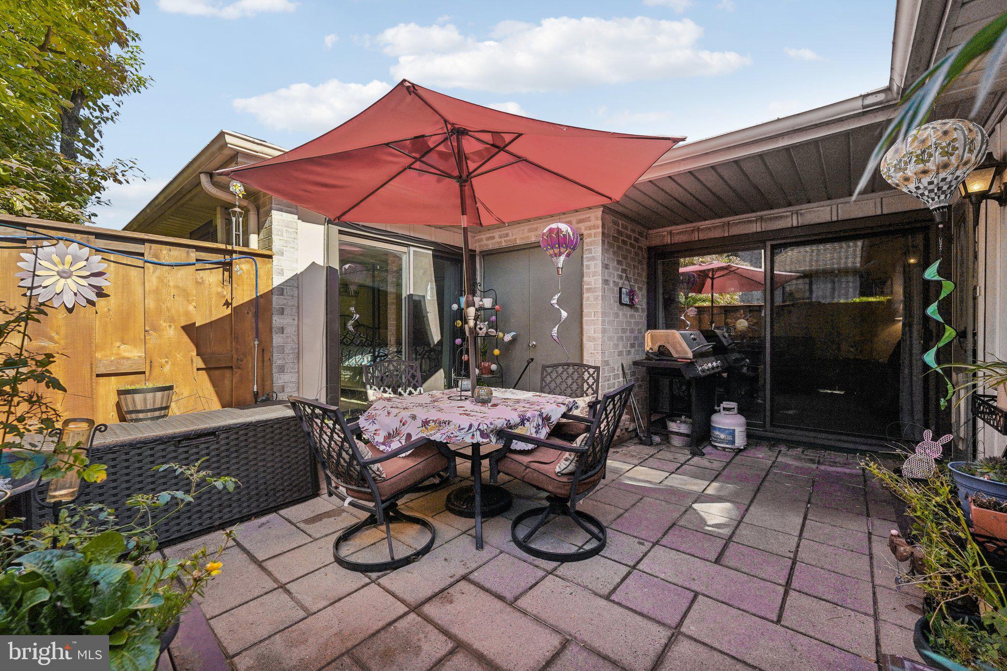 FAIRWAYS AT BROOKSID - Residential
