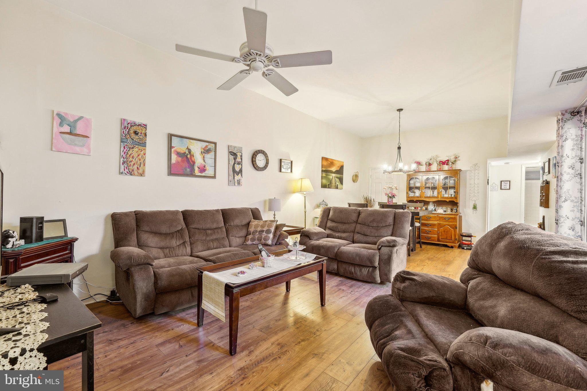 FAIRWAYS AT BROOKSID - Residential