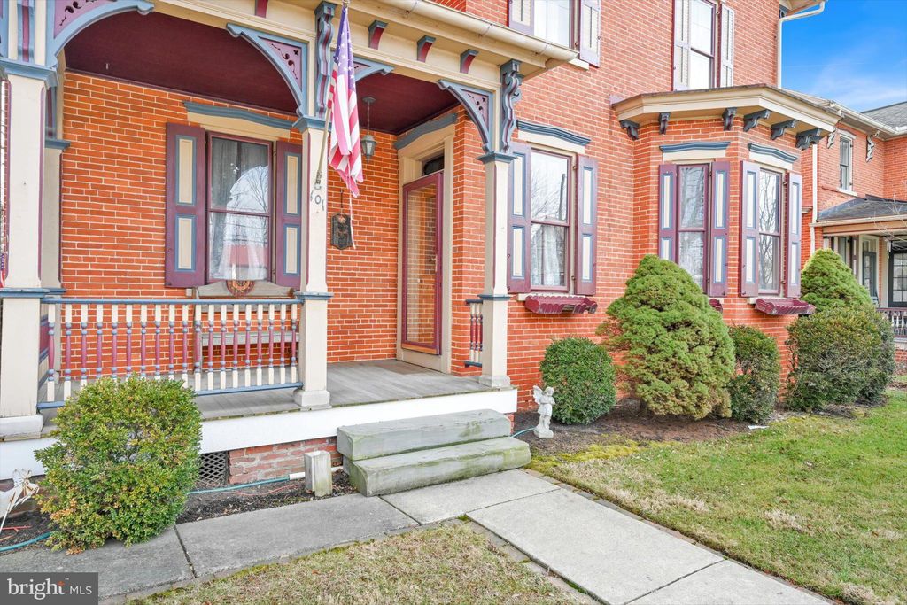 Photo of 101 Miller Street, STRASBURG, PA 17579 (MLS # PALA2087768)