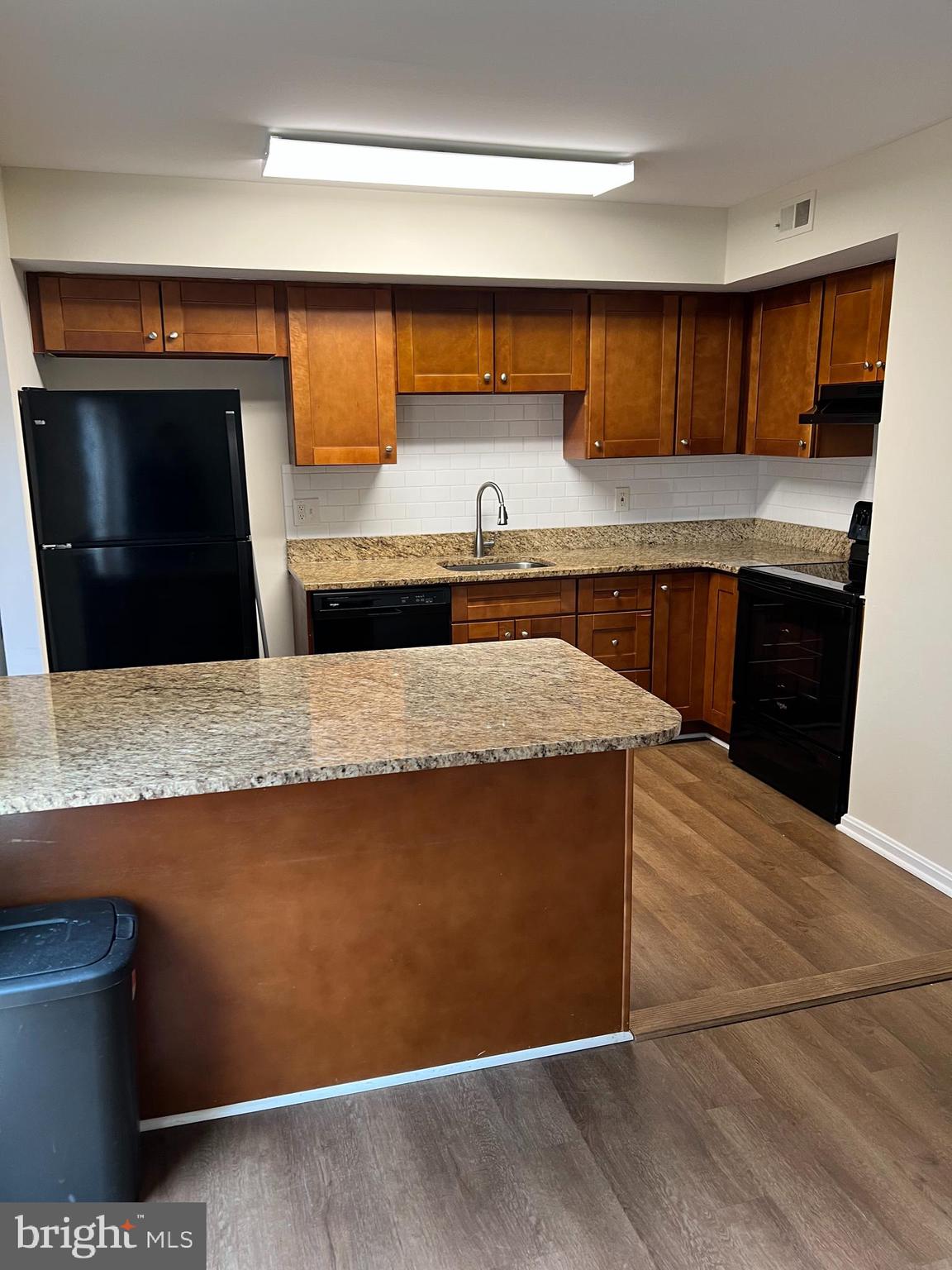 HERITAGE HILL CONDO - Residential