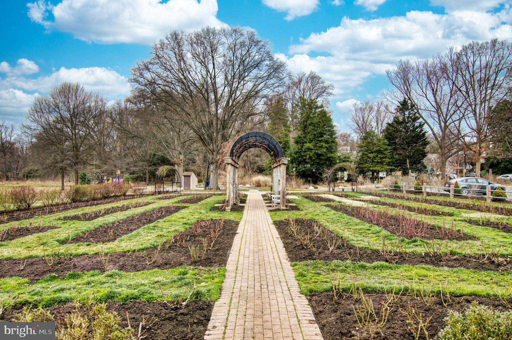 BROCKWOOD - Residential