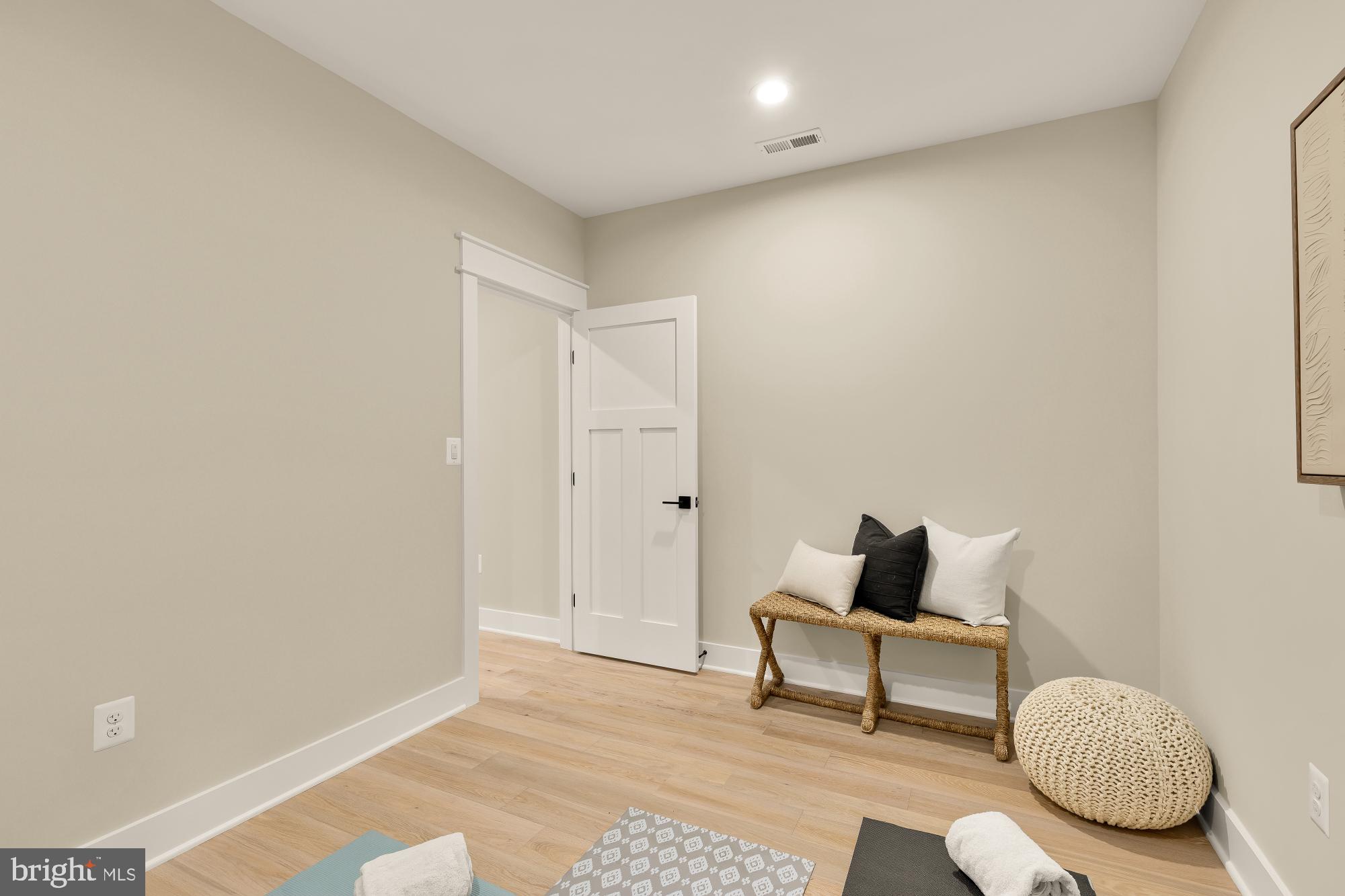 BROCKWOOD - Residential