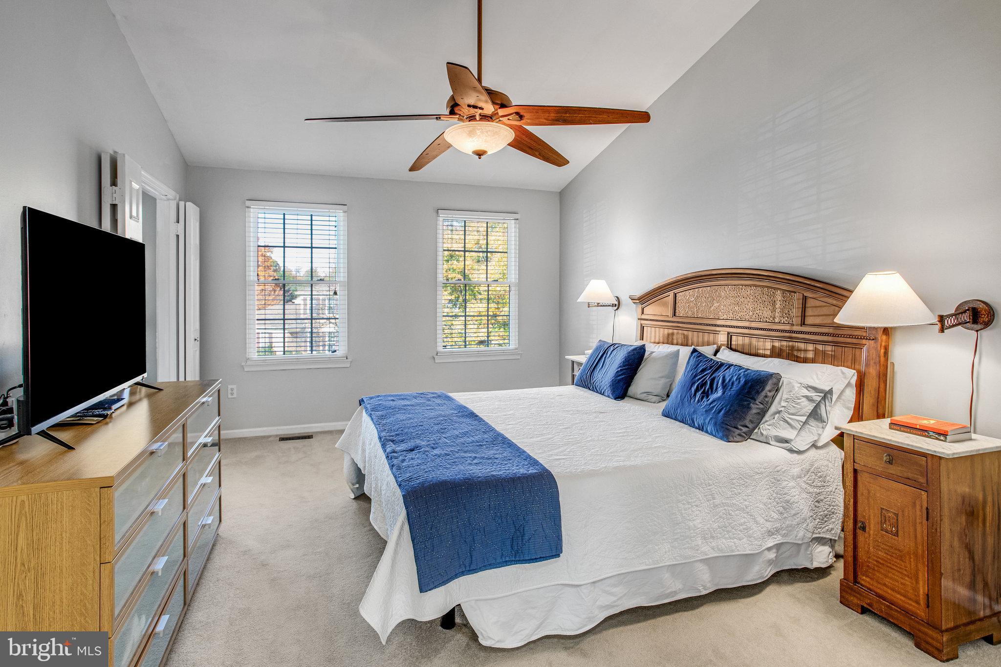 LAKE RIDGE - Residential