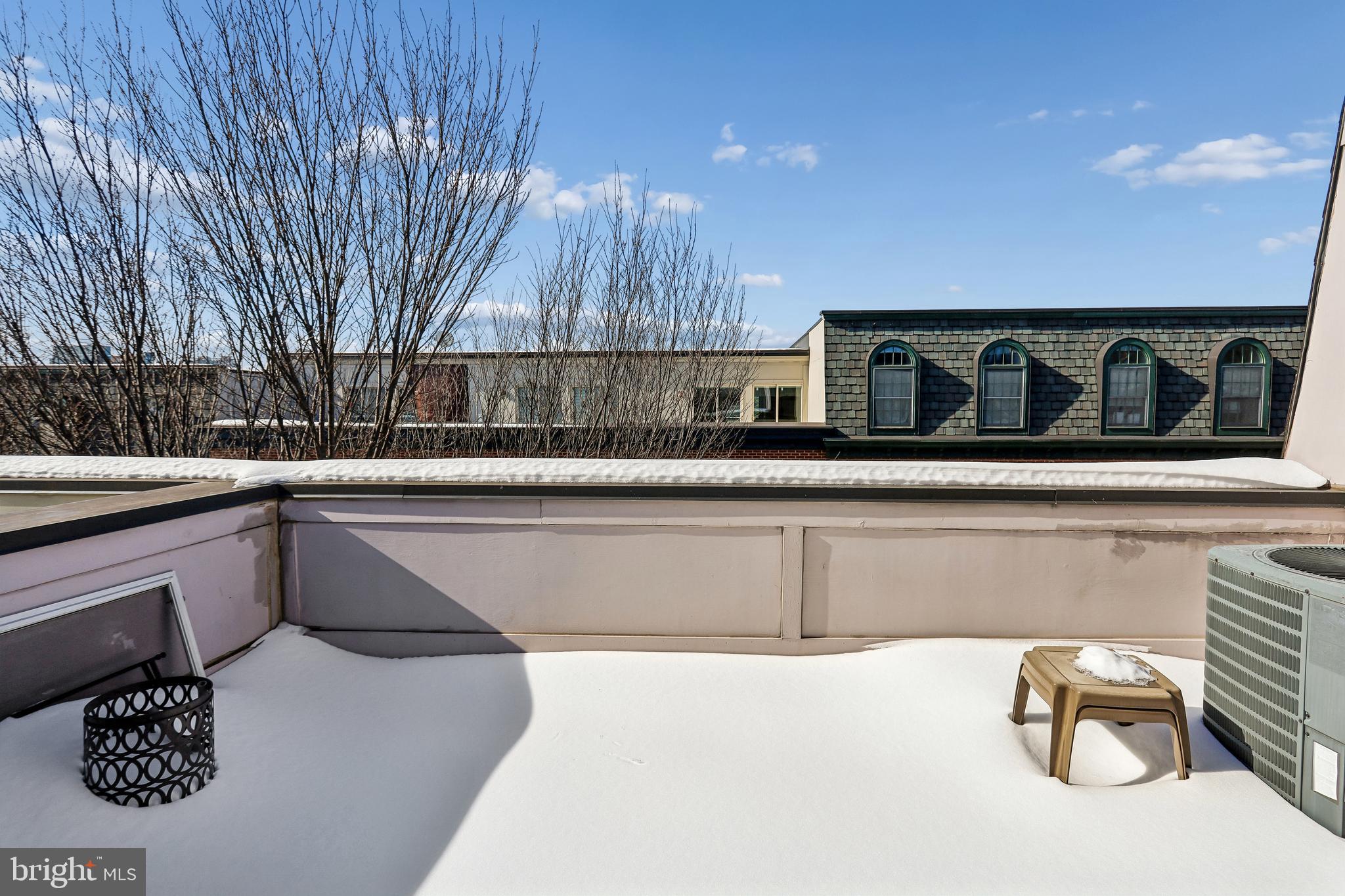 BUTCHERS HILL - Residential