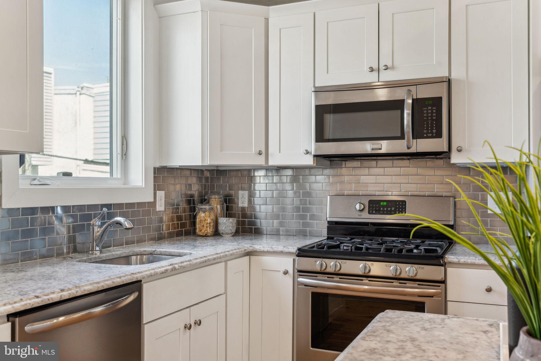 POINT BREEZE - Residential