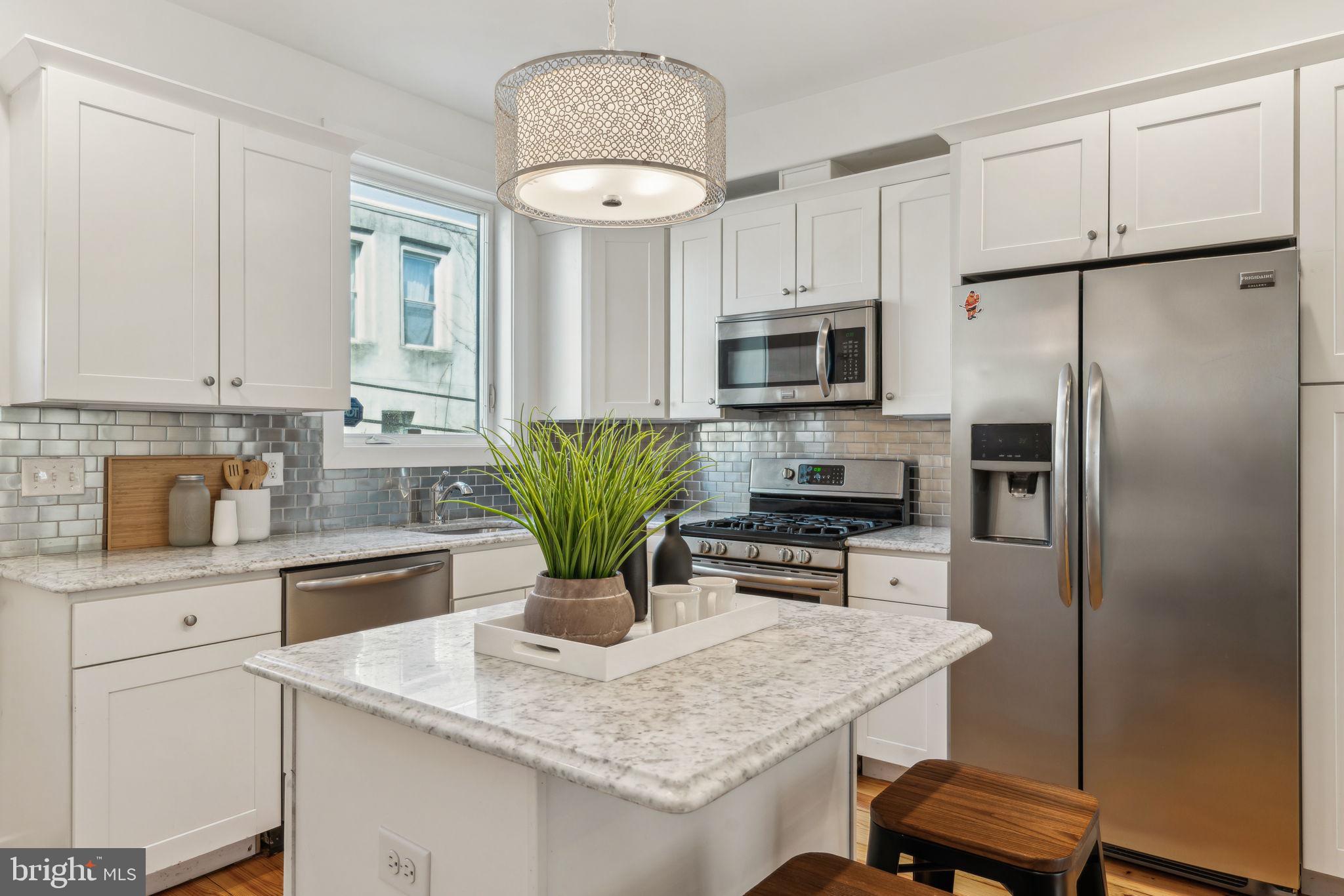 POINT BREEZE - Residential