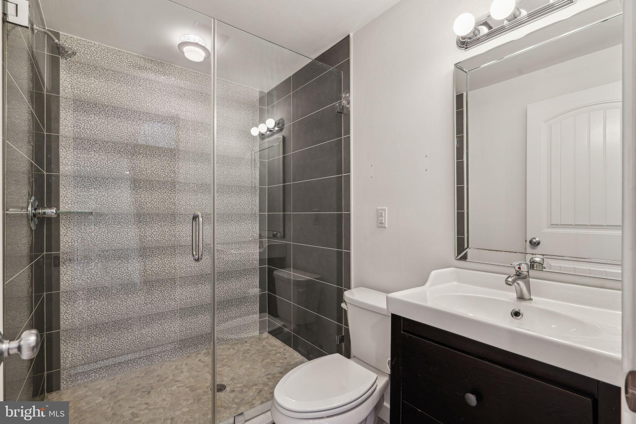 POINT BREEZE - Residential