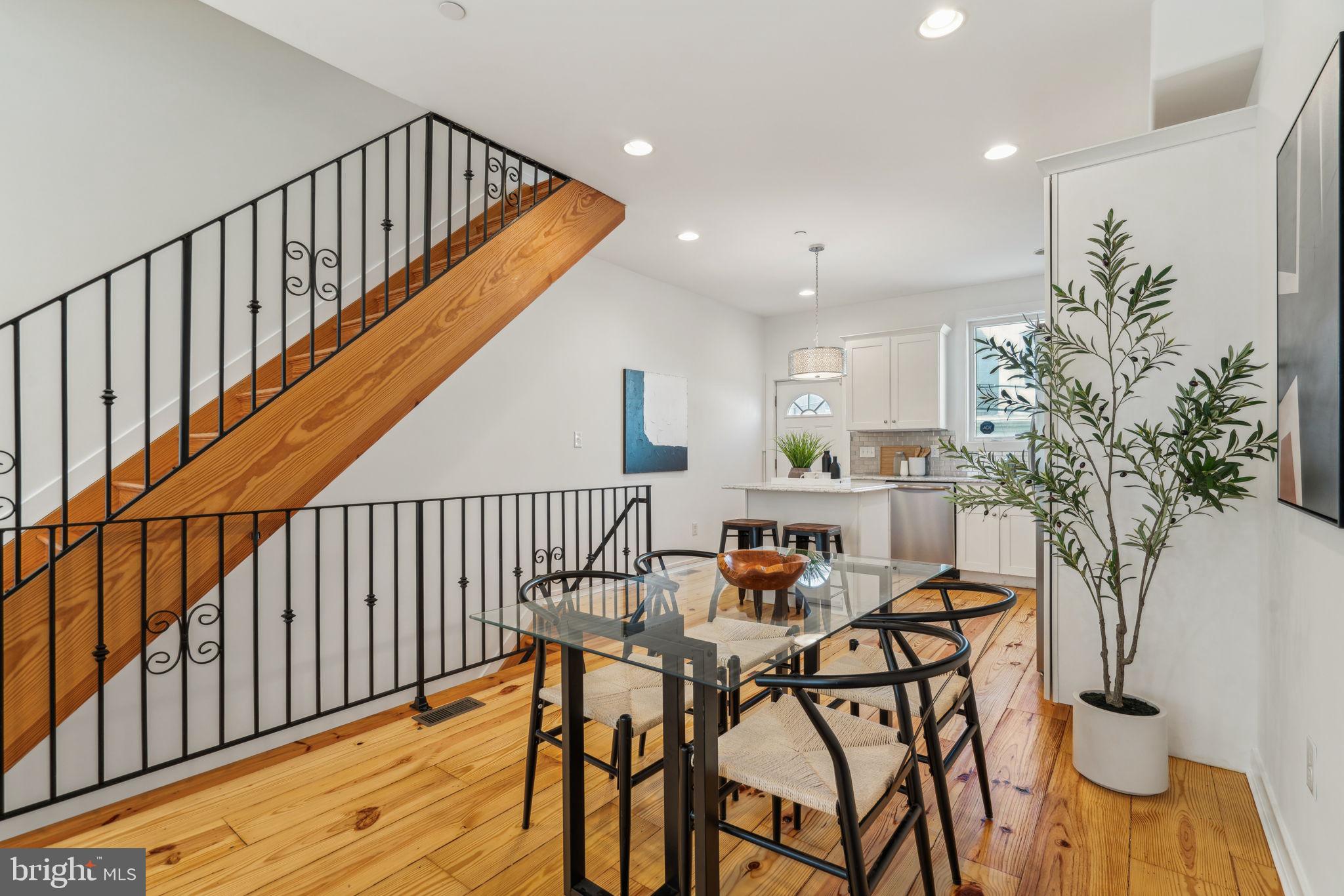 POINT BREEZE - Residential