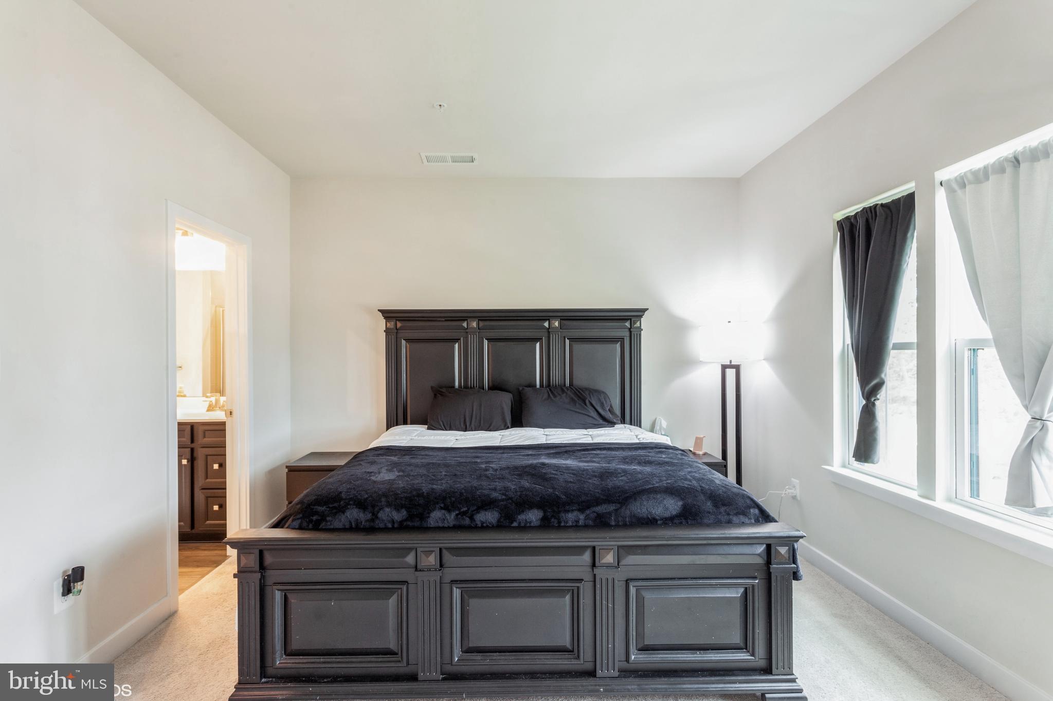 TANYARD SHORES - Residential Lease