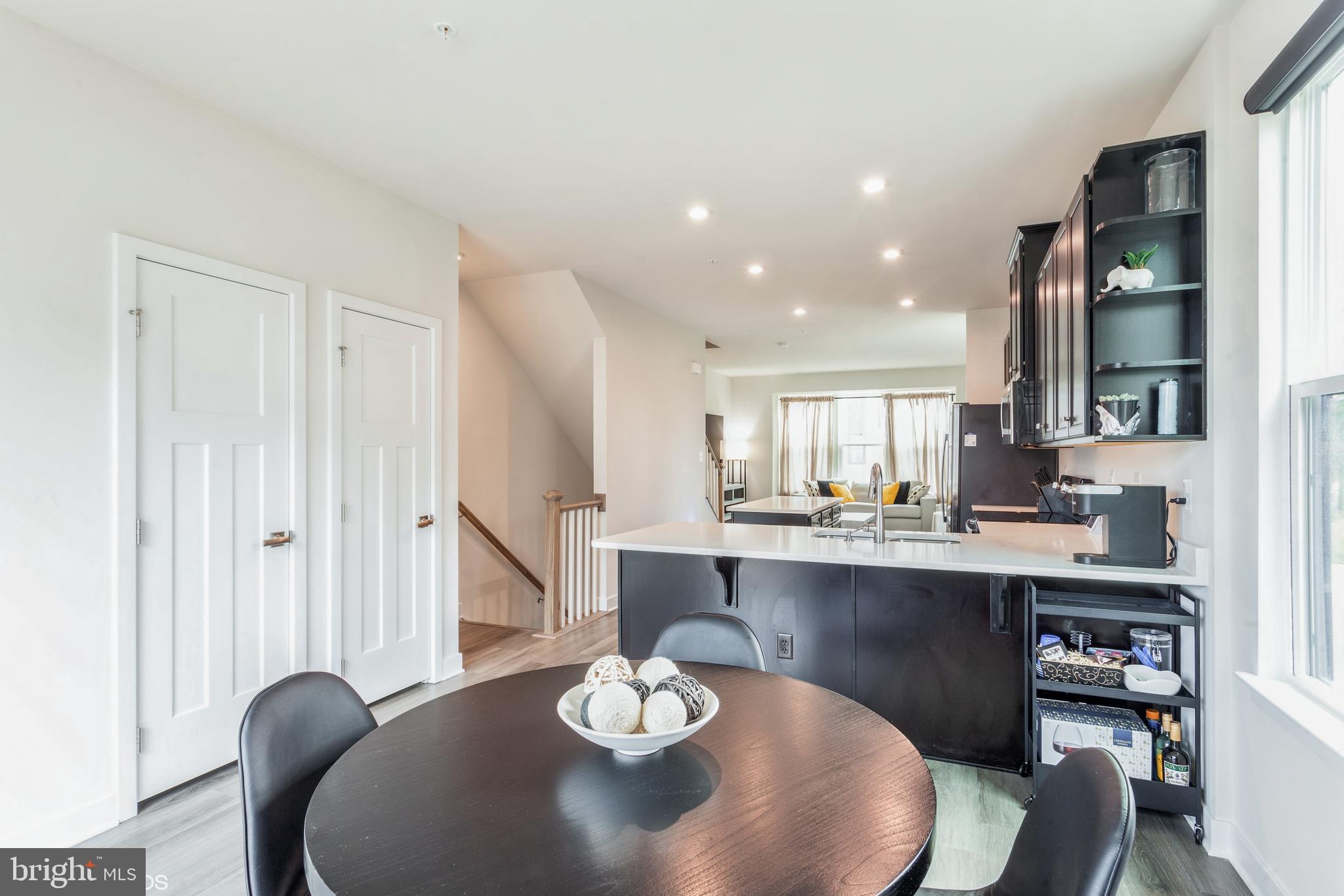 TANYARD SHORES - Residential Lease